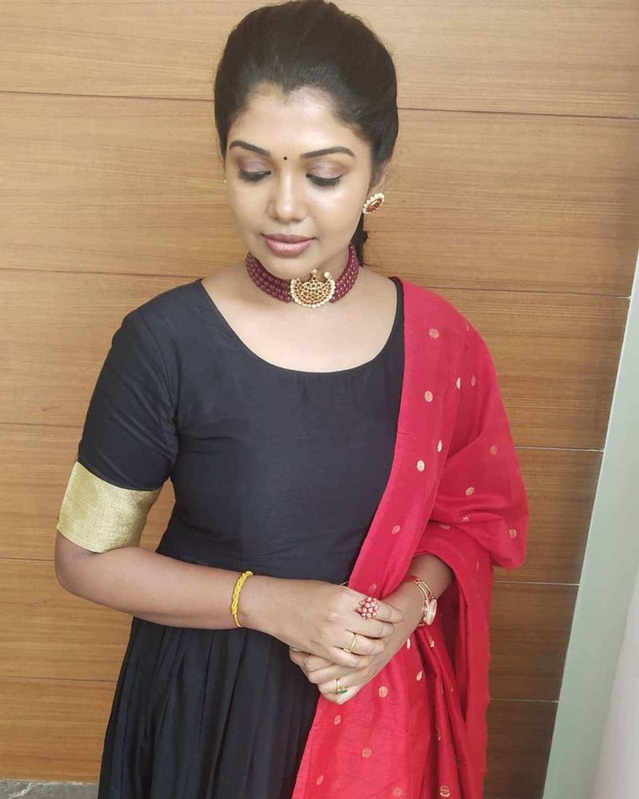 சுடிதாரில் கலக்கல் அழகு சுடிதாரில் கலக்கல் அழகு