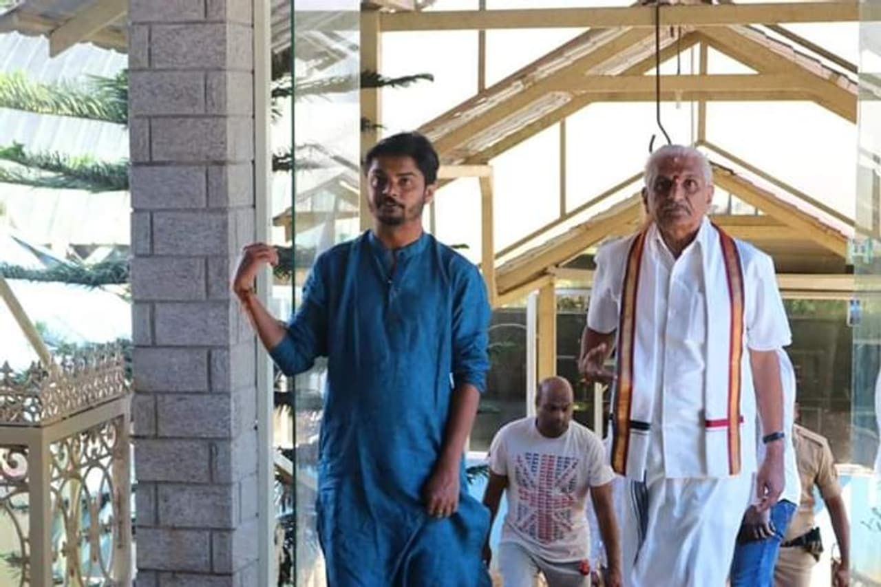 ಅವಧೂತ ವಿನಯ್ ಗುರೂಜೀ ಆಶ್ರಮಕ್ಕೆ ಭೇಟಿ ನೀಡಿದ ಕಲ್ಲಡ್ಕ ಪ್ರಭಾಕರ್ ಭಟ್