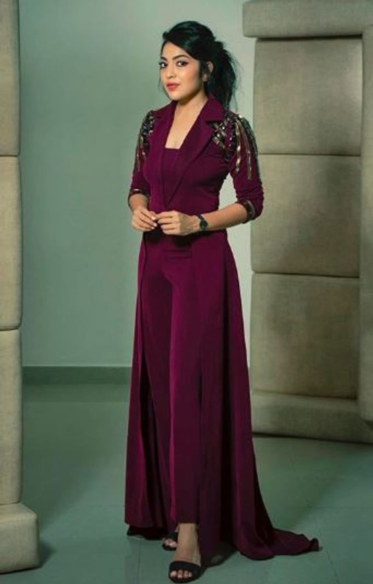 பேரழகியாய் இருக்கும் ரம்யா பேரழகியாய் இருக்கும் ரம்யா