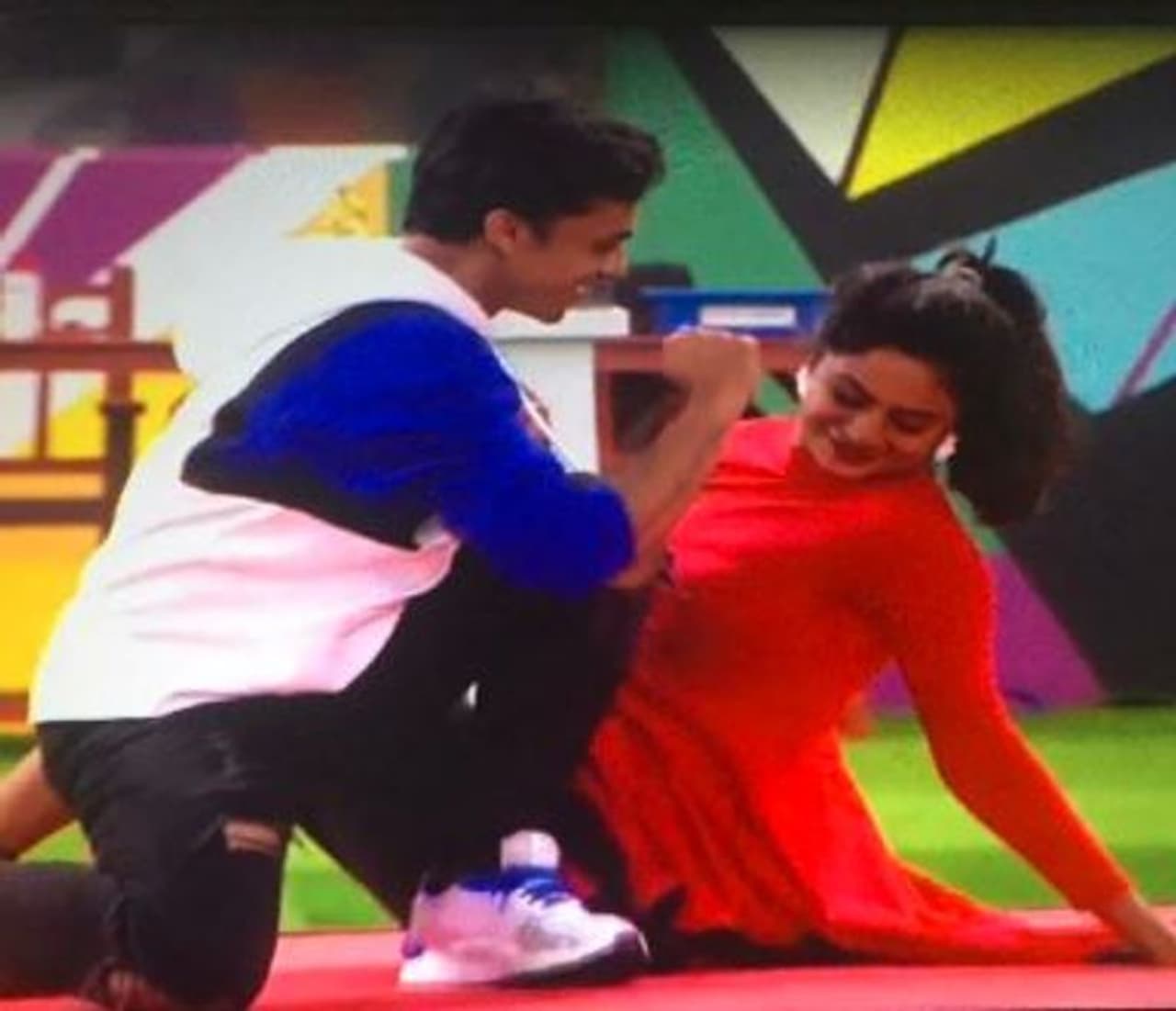 ಕಿಶನ್ ದೀಪಿಕಾ ದಾಸ್ ಬಿಂದಾಸ್ ಸ್ಟೆಪ್ಸ್