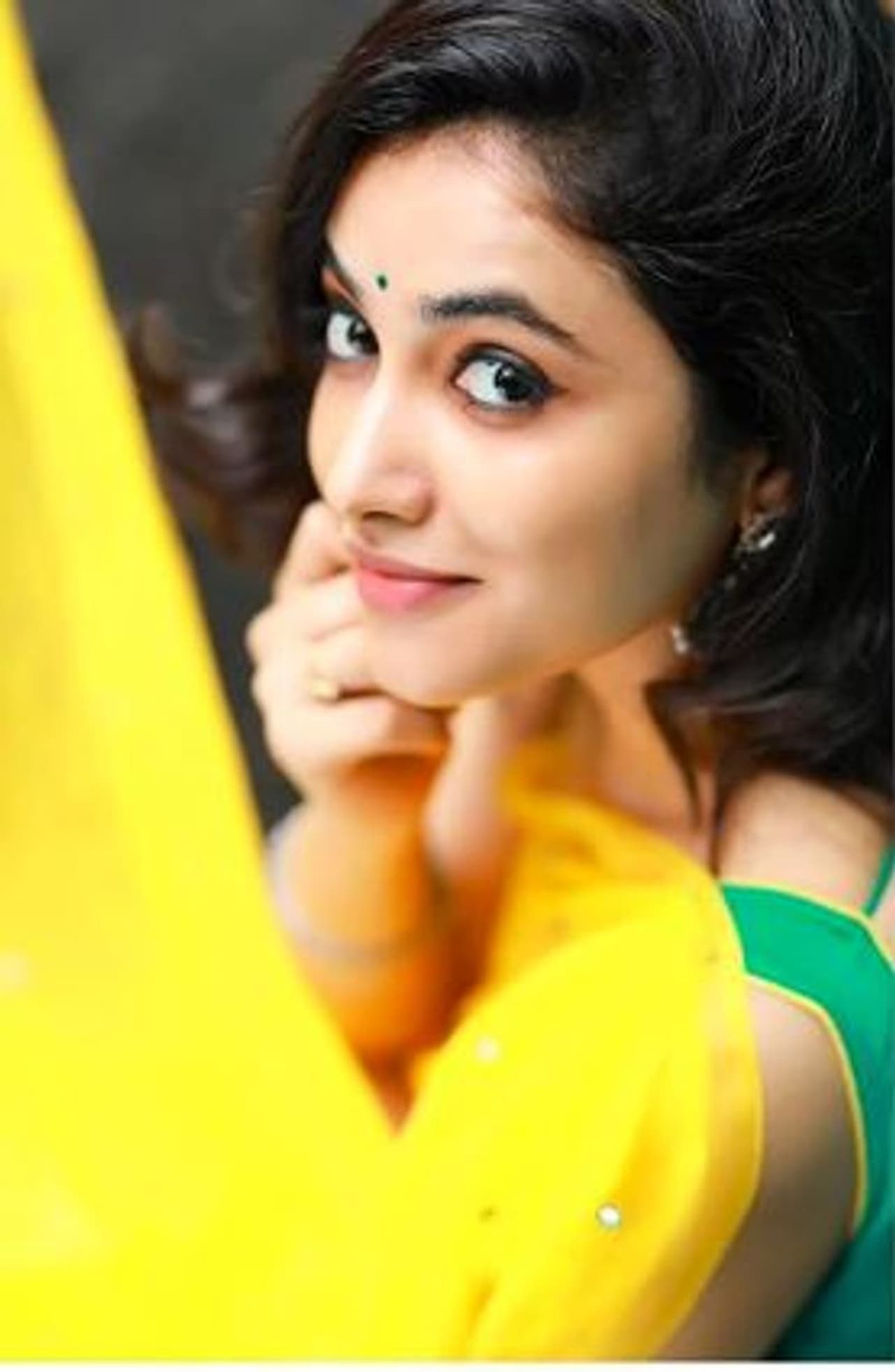 கண்கொண்டு பார்க்கும் தேவதை கண்கொண்டு பார்க்கும் தேவதை