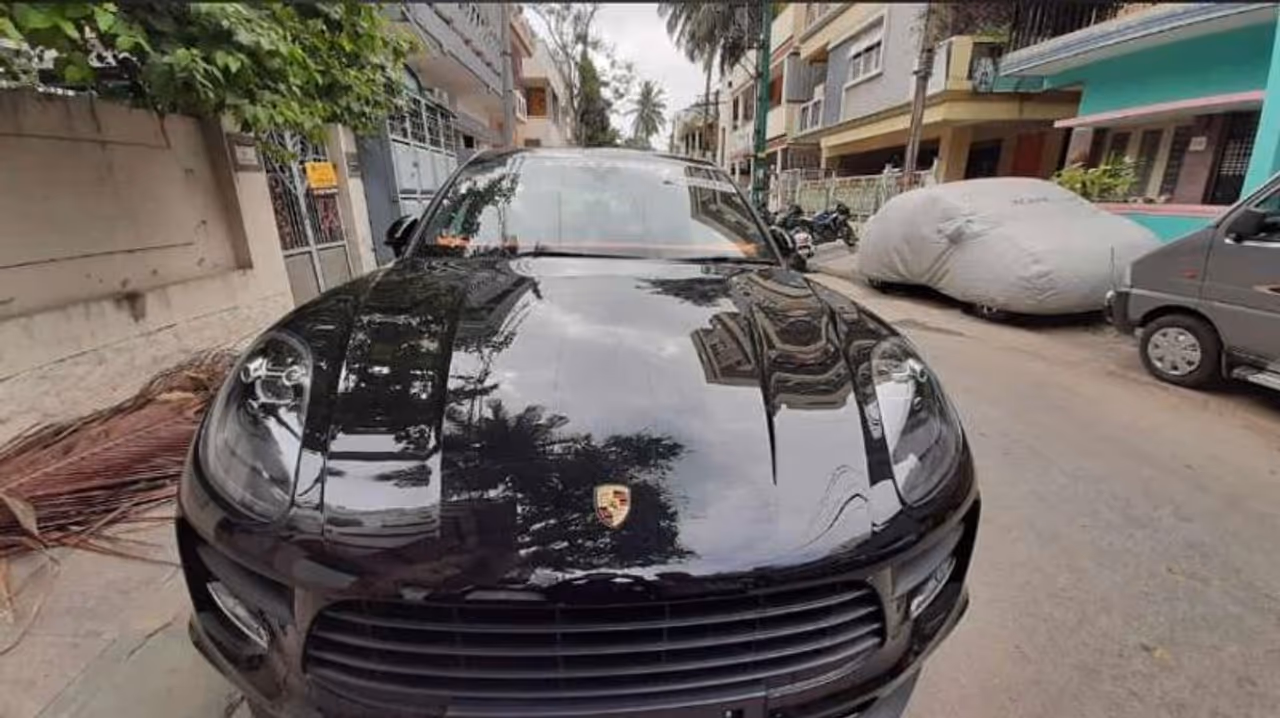 ಪತ್ನಿಗಾಗಿ ದುಬಾರಿ ಕಾರ್ ಖರೀದಿಸಿದ ಆಕ್ಷನ್ ಪ್ರಿನ್ಸ್ ಧ್ರುವ ಸರ್ಜಾ