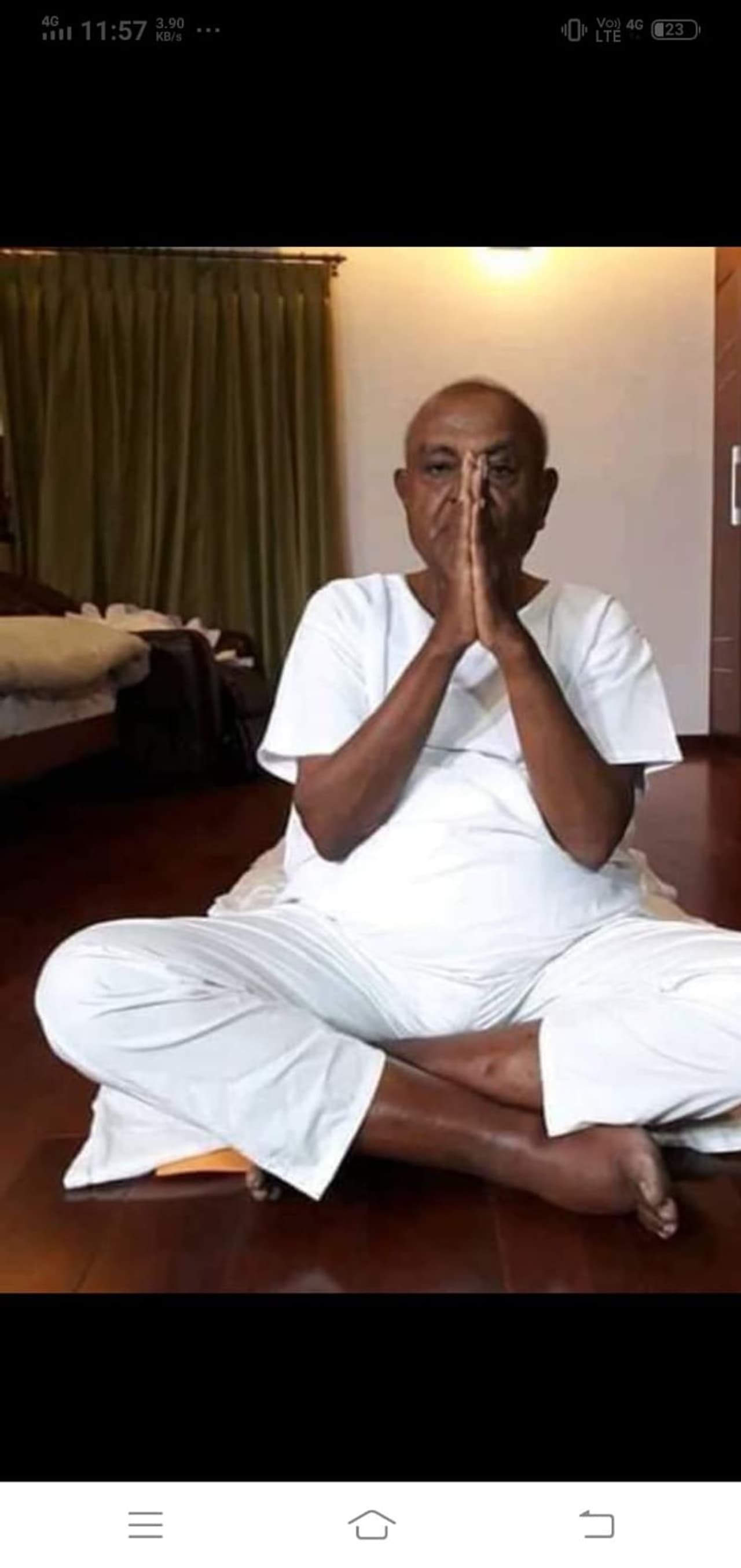 ನಮ್ಮ ನಿಮ್ಮ ಭೇಟಿ ಮುಂದಿನ ಚುನಾವಣೆಯಲ್ಲಿ ಯಾವ ಪಕ್ಷಕ್ಕೂ ಬಹುಮತ ಬಾರದೇ ಇದ್ದಾಗ. ನಮ್ಮ ನಿಮ್ಮ ಭೇಟಿ ಮುಂದಿನ ಚುನಾವಣೆಯಲ್ಲಿ ಯಾವ ಪಕ್ಷಕ್ಕೂ ಬಹುಮತ ಬಾರದೇ ಇದ್ದಾಗ.