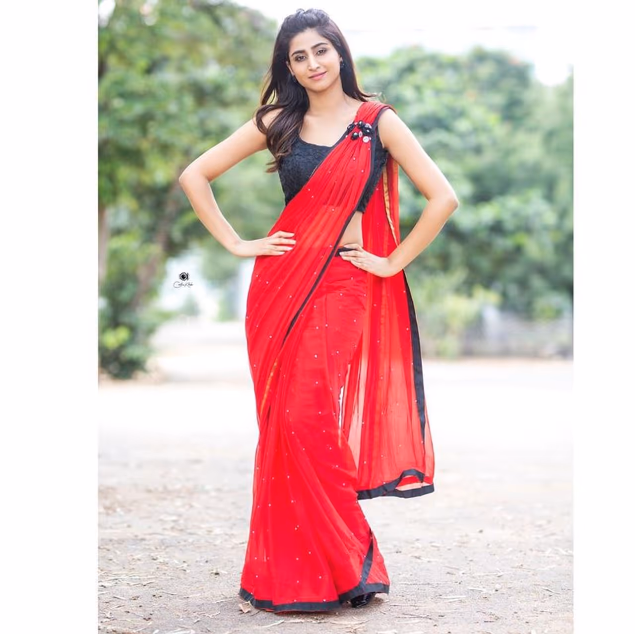 (Courtesy:Instagram) వర్షిణి మోడల్ గా తన కెరీర్ ప్రారంభించింది. (Courtesy:Instagram) వర్షిణి మోడల్ గా తన కెరీర్ ప్రారంభించింది.