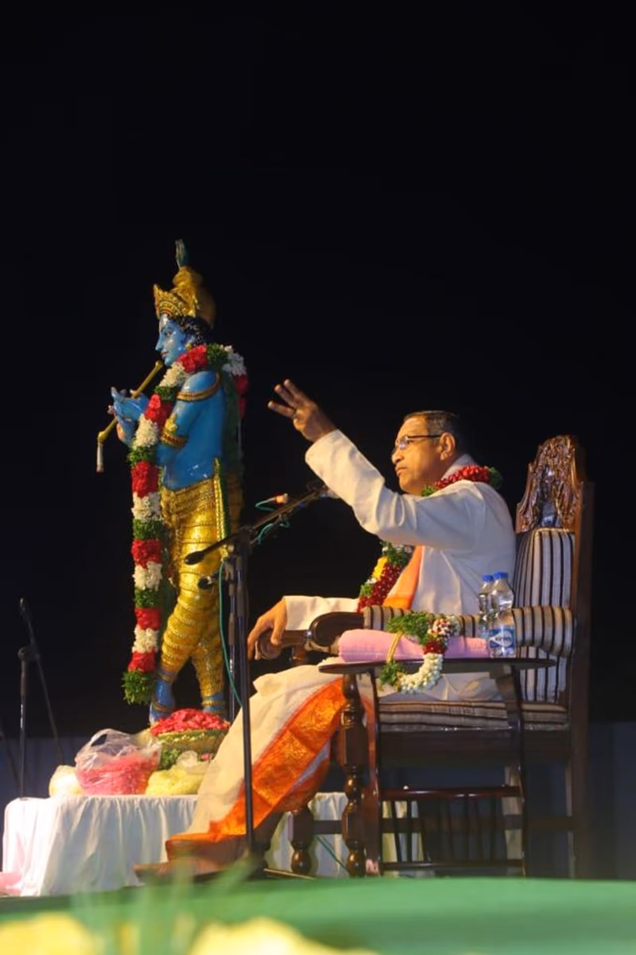 హైదరాబాద్ లో చాగంటి కోటేశ్వరరావు ఆద్యాత్మిక ప్రవచనం హైదరాబాద్ లో చాగంటి కోటేశ్వరరావు ఆద్యాత్మిక ప్రవచనం