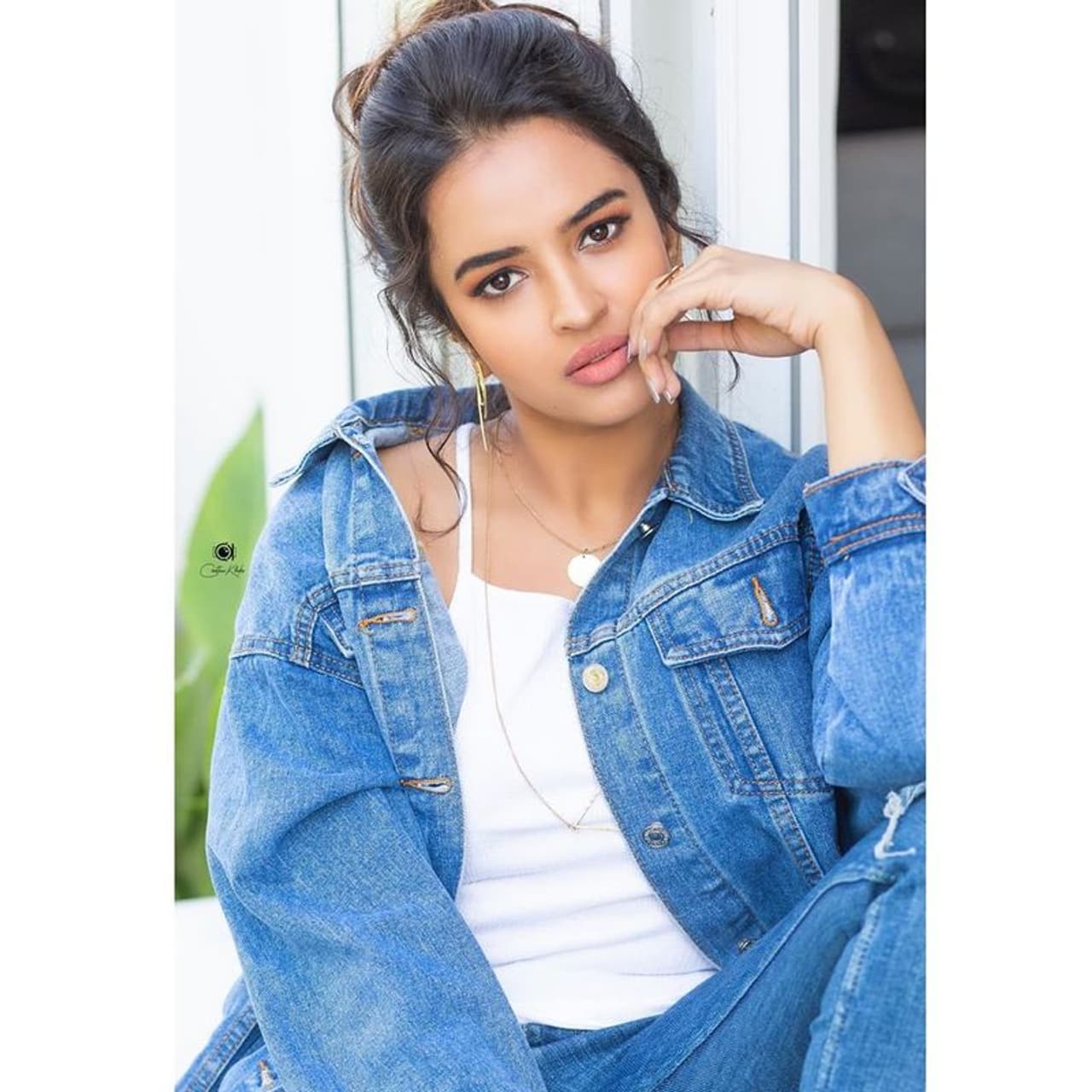 (Courtesy: Instagram) రంగస్థలం చిత్రంలో పూజిత ఆది పినిశెట్టి ప్రేయసి పాత్రలో నటించింది. (Courtesy: Instagram) రంగస్థలం చిత్రంలో పూజిత ఆది పినిశెట్టి ప్రేయసి పాత్రలో నటించింది.