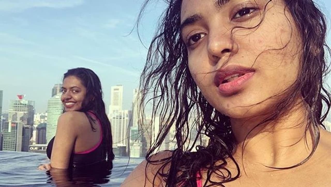 (Courtesy__Instagram) న్యూఇయర్ దగ్గర పడుతుండడంతో ఇప్పటినుండే సెలబ్రేషన్స్ మొదలుపెట్టేశారు.