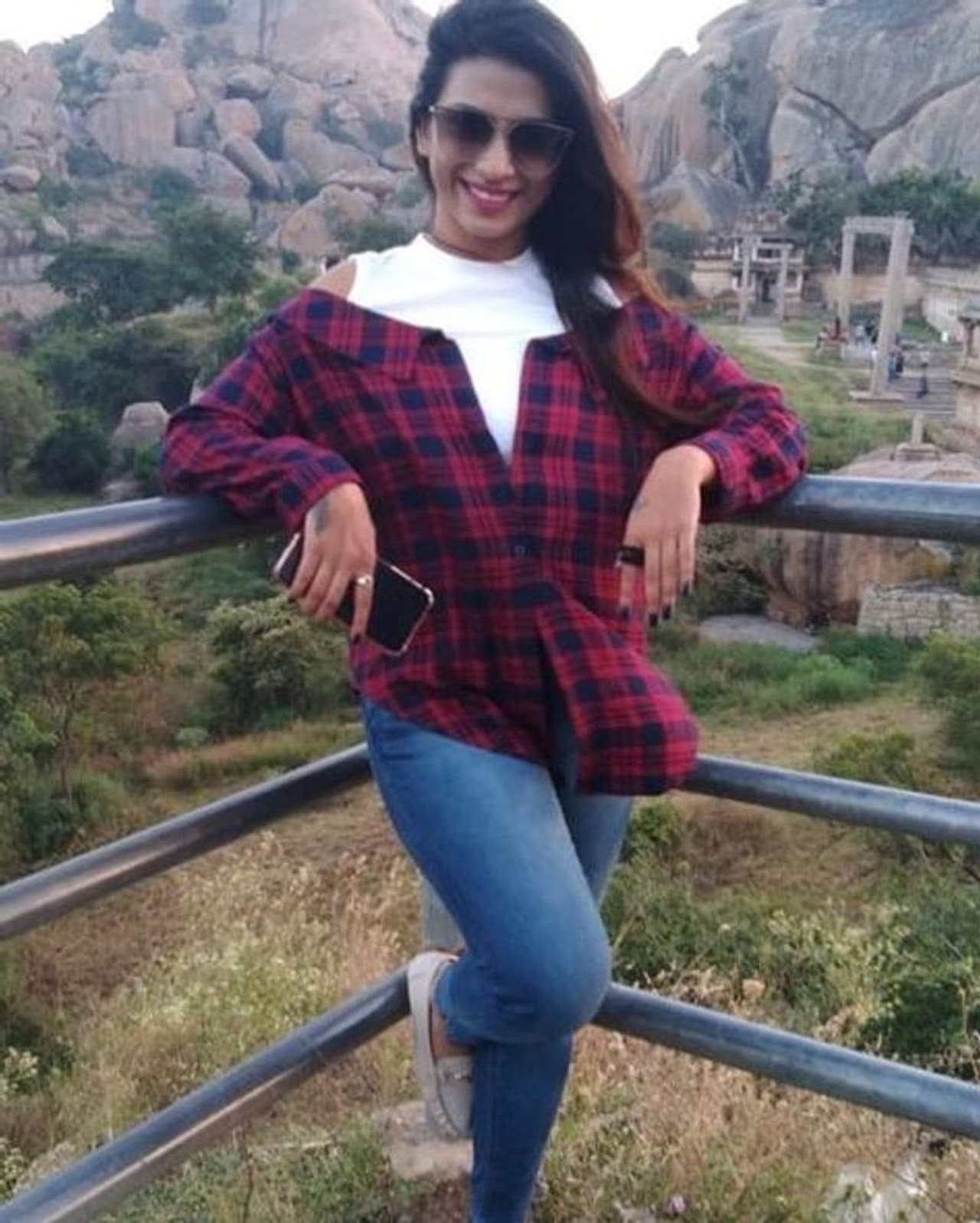 ಶಿಲ್ಪಾ ಅಯ್ಯರ್ ಬಿ.ಕಾಂನಲ್ಲಿ ಪದವಿ ಪಡೆದಿದ್ದಾರೆ.