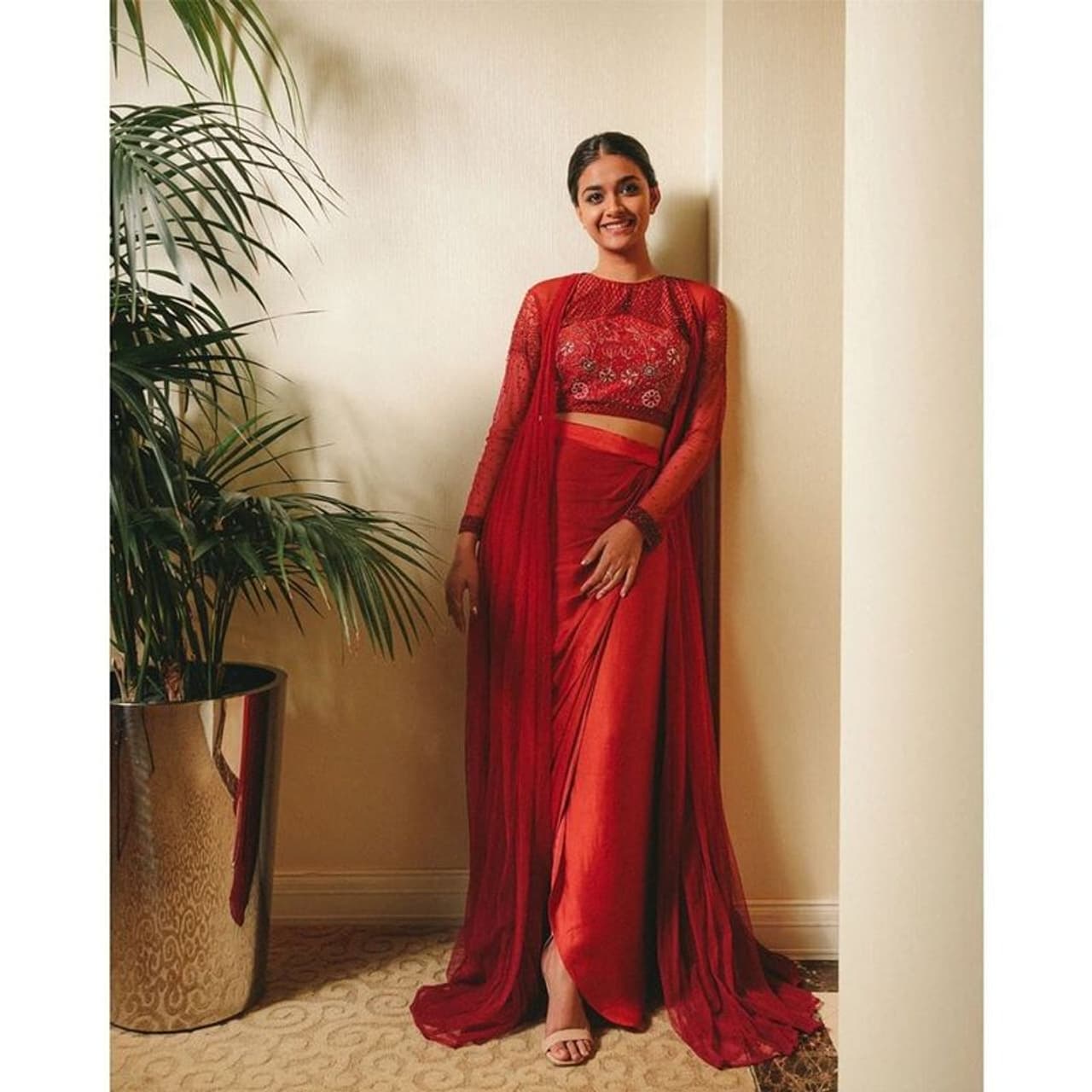 அழகிய புன்னகையுடன் கீர்த்தி சுரேஷ் அழகிய புன்னகையுடன் கீர்த்தி சுரேஷ்