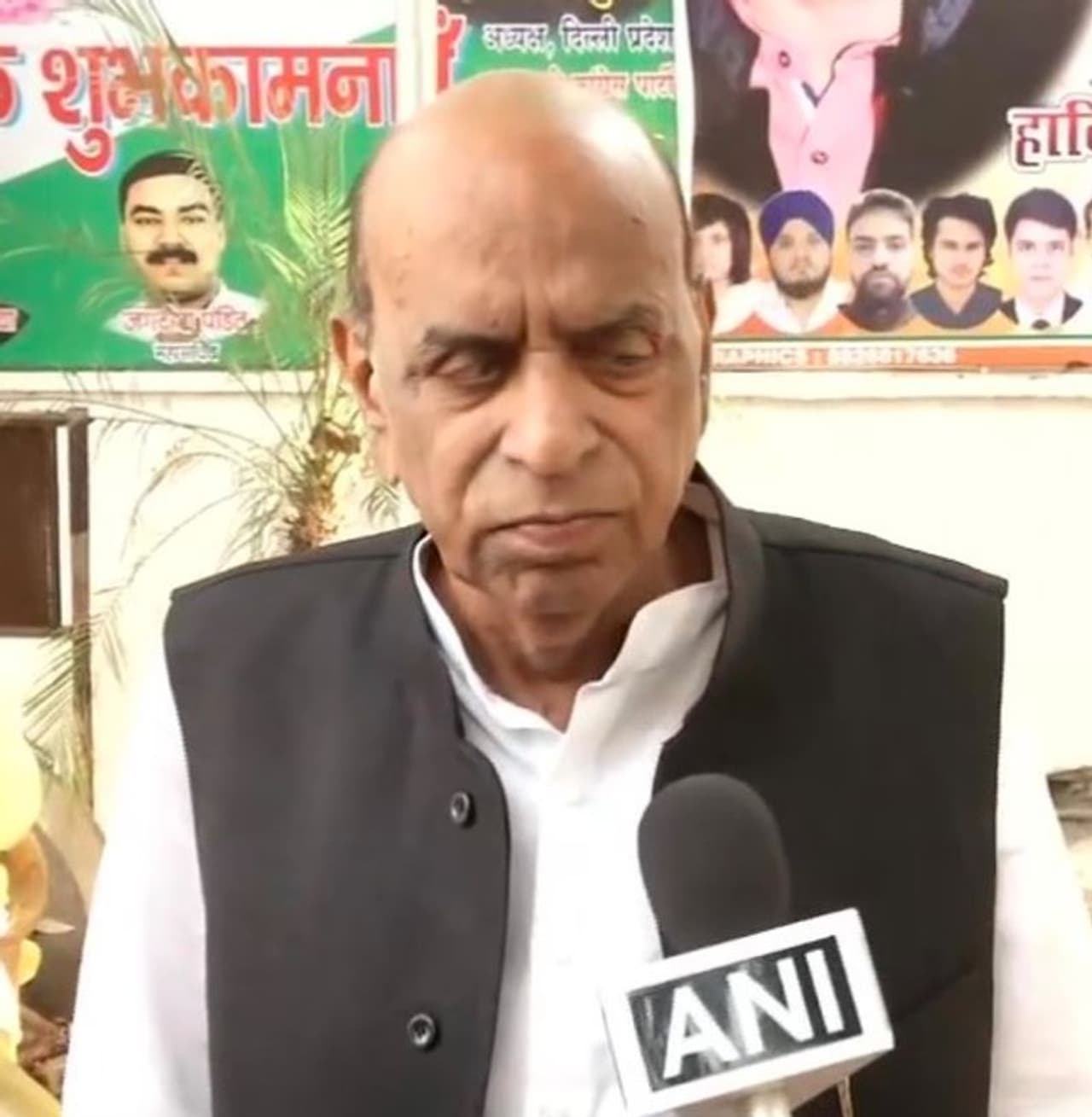 Nationalist Congress Party (NCP) general secretary DP Tripathi on Thursday (January 2) breathed his last after a prolonged illness.