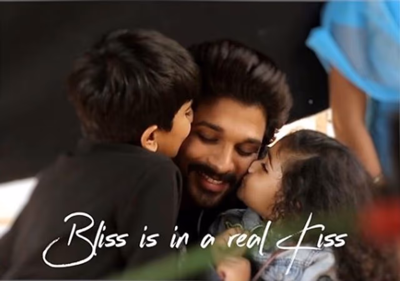 குழந்தைகள் அன்பு முத்தத்தில் நனையும் அல்லு அர்ஜுன் குழந்தைகள் அன்பு முத்தத்தில் நனையும் அல்லு அர்ஜுன்