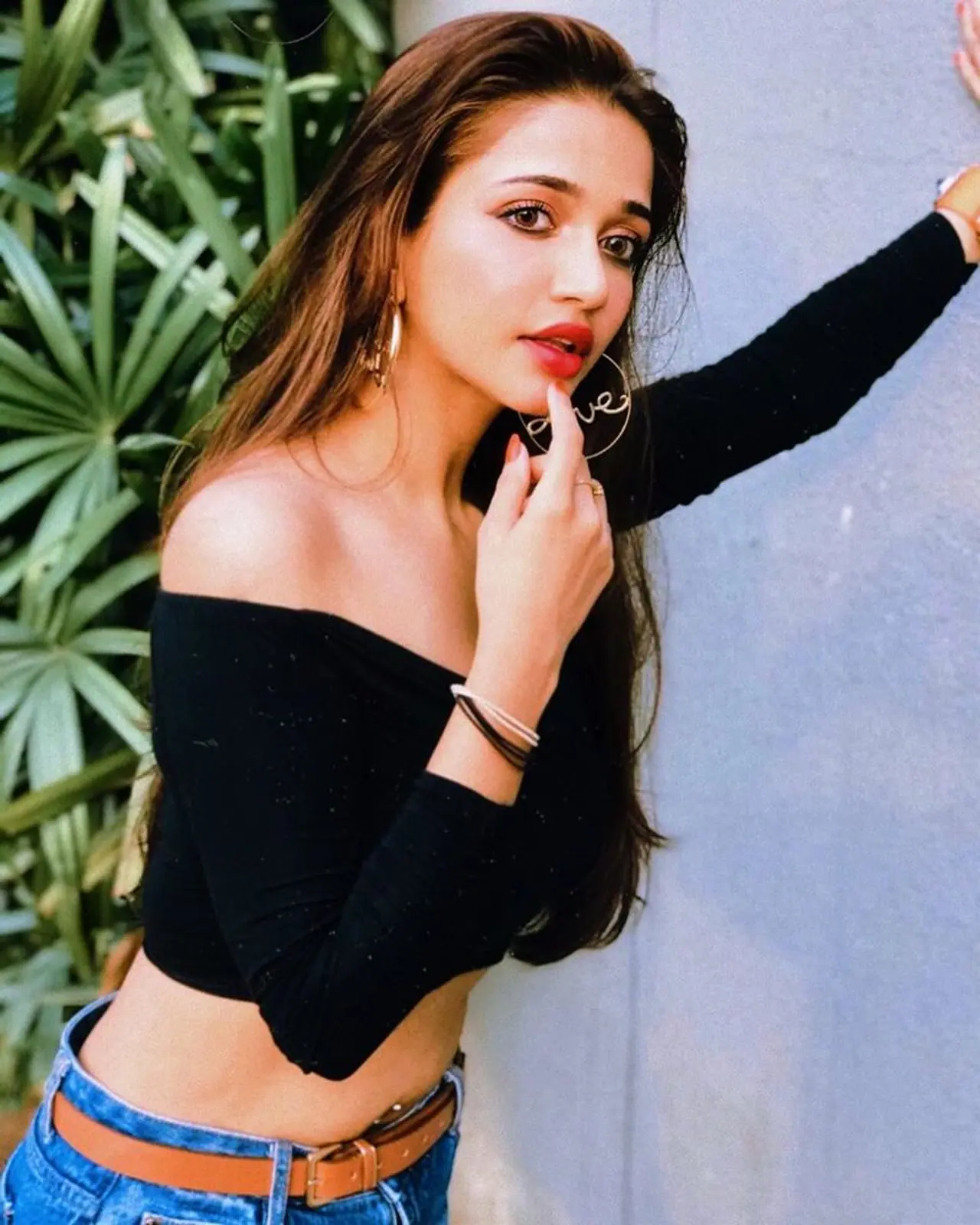 Anika Soti Anika Soti