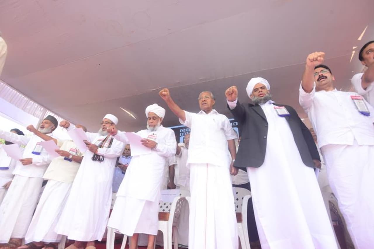 "ദേശീയ ജനസംഖ്യാ രജിസ്റ്ററും പൗരത്വ രജിസ്റ്ററും തമ്മിൽ അഭേദ്യമായ ബന്ധമുണ്ട്. പൗരത്വ രജിസ്റ്റർ തയ്യാറാക്കുന്നതിന്‍റെ മുന്നോടിയായുള്ളതാണ്. ഇത് രാജ്യത്തിന്‍റെ നിയമമല്ല. ആർഎസ്എസിന്‍റെ നിയമമാണ്. "