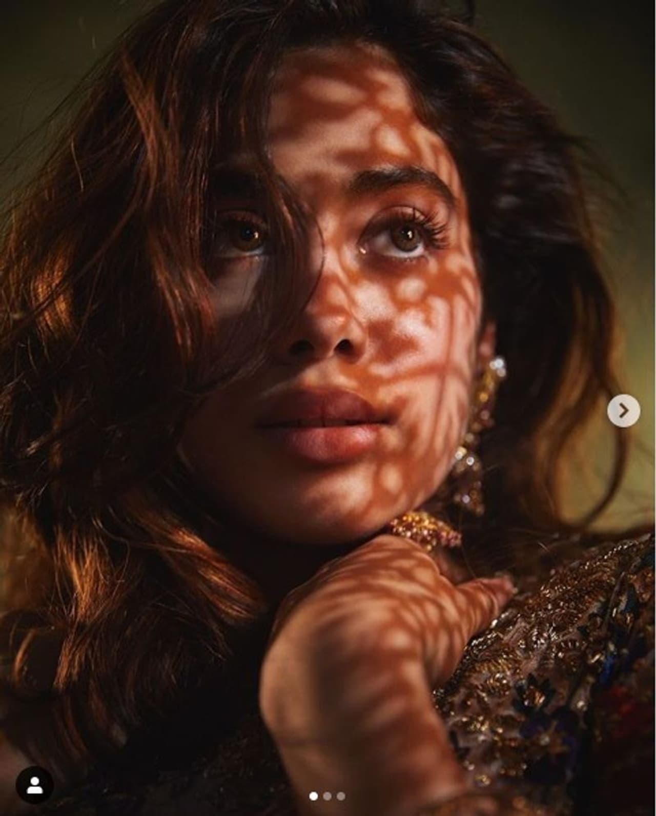 அழகிய கண்கள்