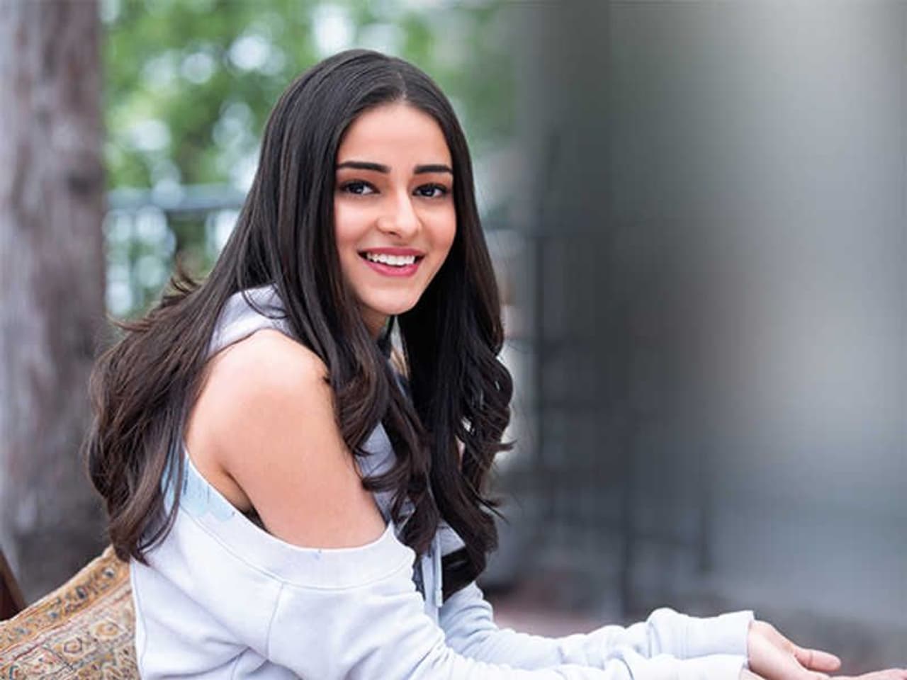 <p>Ananya Panday has carved out a special place in the hearts of the audience with her quirky looks and her ability to nail every character.</p> <p>Ananya Panday has carved out a special place in the hearts of the audience with her quirky looks and her ability to nail every character.</p>