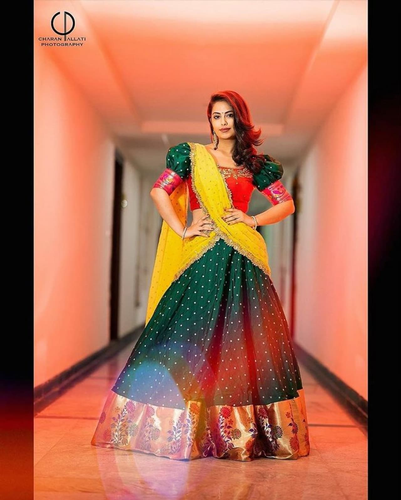 (photo courtesy: instagram) చిన్నారి పెళ్లి కూతురు అంటే తెలియని సినీ ప్రేక్షకుడు ఉండడు. చిన్నప్పుడే తన నటనతో కోట్లాది మంది అభిమానుల మనసును దోచుకున్న అవికా గోర్ ఇప్పుడు హీరోయిన్ గా అడుగులు వేస్తోంది. (photo courtesy: instagram) చిన్నారి పెళ్లి కూతురు అంటే తెలియని సినీ ప్రేక్షకుడు ఉండడు. చిన్నప్పుడే తన నటనతో కోట్లాది మంది అభిమానుల మనసును దోచుకున్న అవికా గోర్ ఇప్పుడు హీరోయిన్ గా అడుగులు వేస్తోంది.