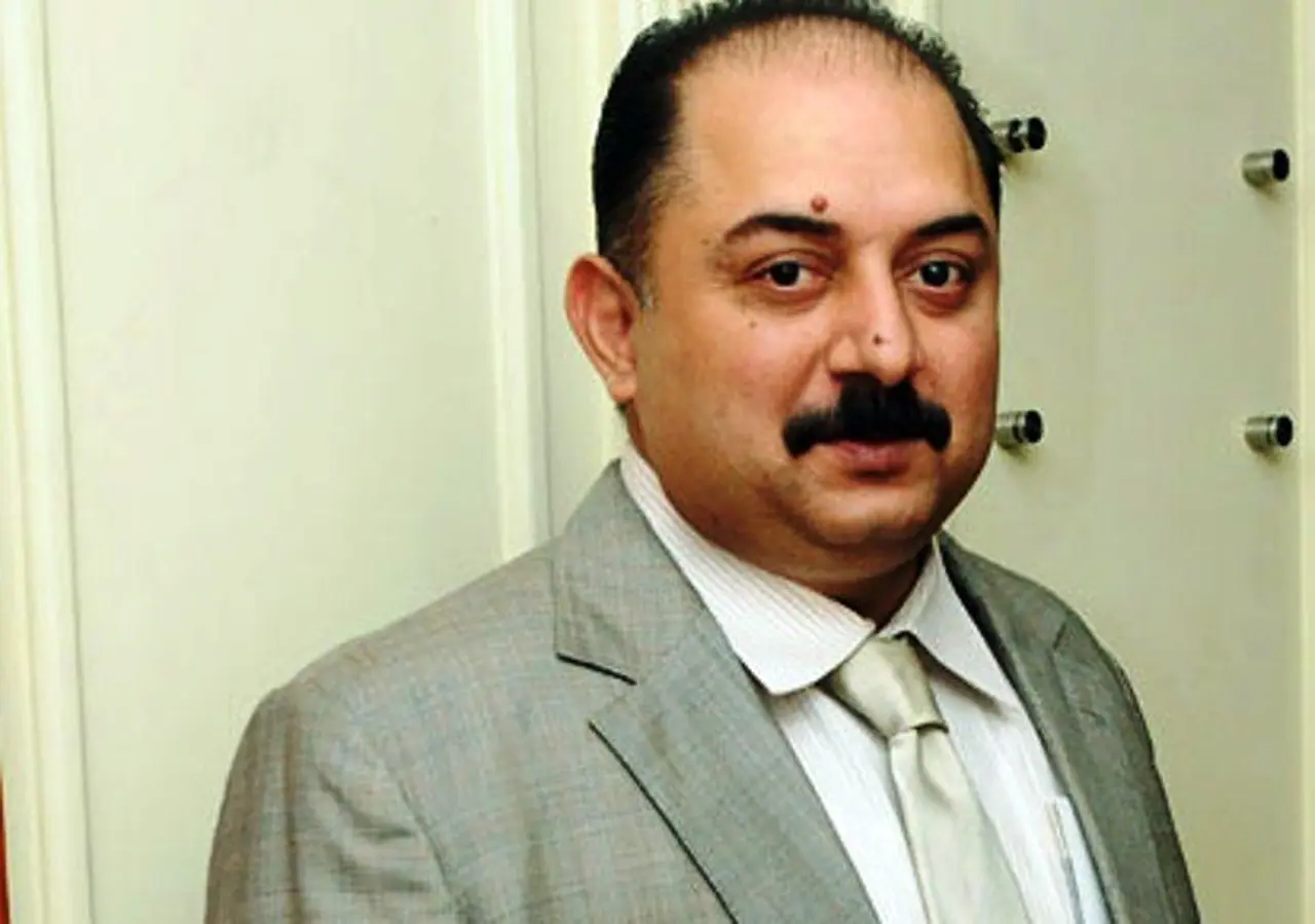 தனி ஒருவனுக்கு முன் அரவிந்த் சாமியின் லுக் தனி ஒருவனுக்கு முன் அரவிந்த் சாமியின் லுக்