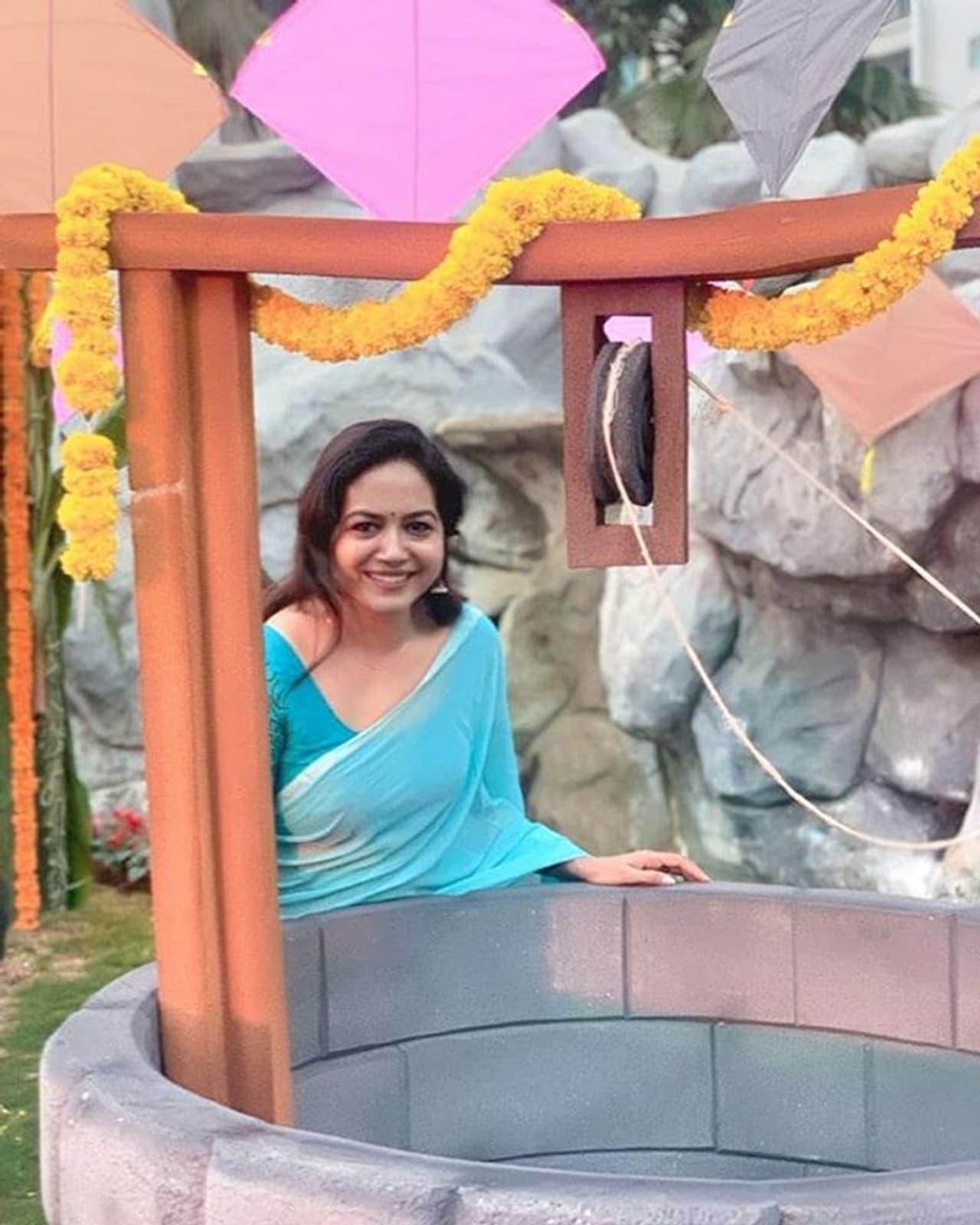 సునీత సుప్రసిద్ధ నేపథ్య గాయని మరియు డబ్బింగ్ కళాకారిణి. ఈమె పూర్తి పేరు సునీత ఉపద్రష్ట. సునీత సుప్రసిద్ధ నేపథ్య గాయని మరియు డబ్బింగ్ కళాకారిణి. ఈమె పూర్తి పేరు సునీత ఉపద్రష్ట.