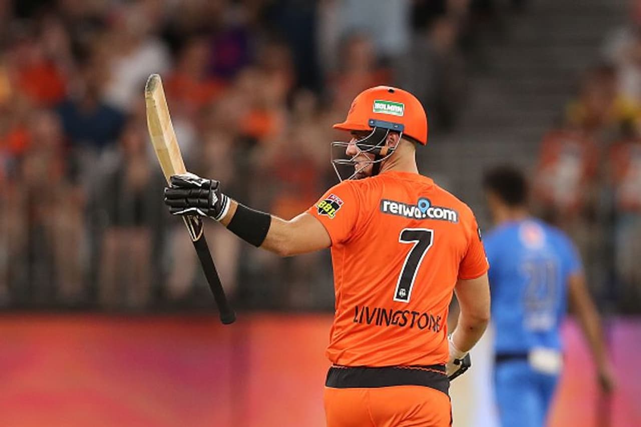 <p>బిగ్బాష్ లీగ్ 2020 సీజన్లో అద్భుతంగా రాణించిన లియామ్ లివింగ్స్టోన్కి వన్డే సిరీస్ జట్టులో చోటు దక్కింది. 2017లో టీ20 జట్టుకి లివింగ్స్టోన్, వన్డేల్లో ఆరంగ్రేటం చేయబోతున్నాడు.</p> <p>బిగ్బాష్ లీగ్ 2020 సీజన్లో అద్భుతంగా రాణించిన లియామ్ లివింగ్స్టోన్కి వన్డే సిరీస్ జట్టులో చోటు దక్కింది. 2017లో టీ20 జట్టుకి లివింగ్స్టోన్, వన్డేల్లో ఆరంగ్రేటం చేయబోతున్నాడు.</p>