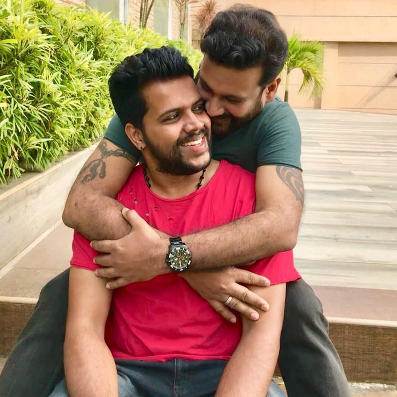 ಒಂದೇ ಲಿಂಗದ ಇಬ್ಬರ ಮದುವೆಯನ್ನು ಕಾನೂನು ಬದ್ಧ ಮಾಡಬೇಕು ಎಂದು ಆಗ್ರಹಿಸಿ ಕೋರ್ಟ್ ಮೊರೆ ಹೋಗಿದ್ದಾರೆ.