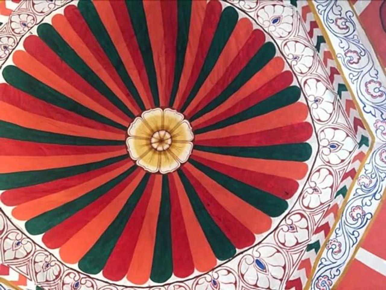 வண்ண ஒவியம்