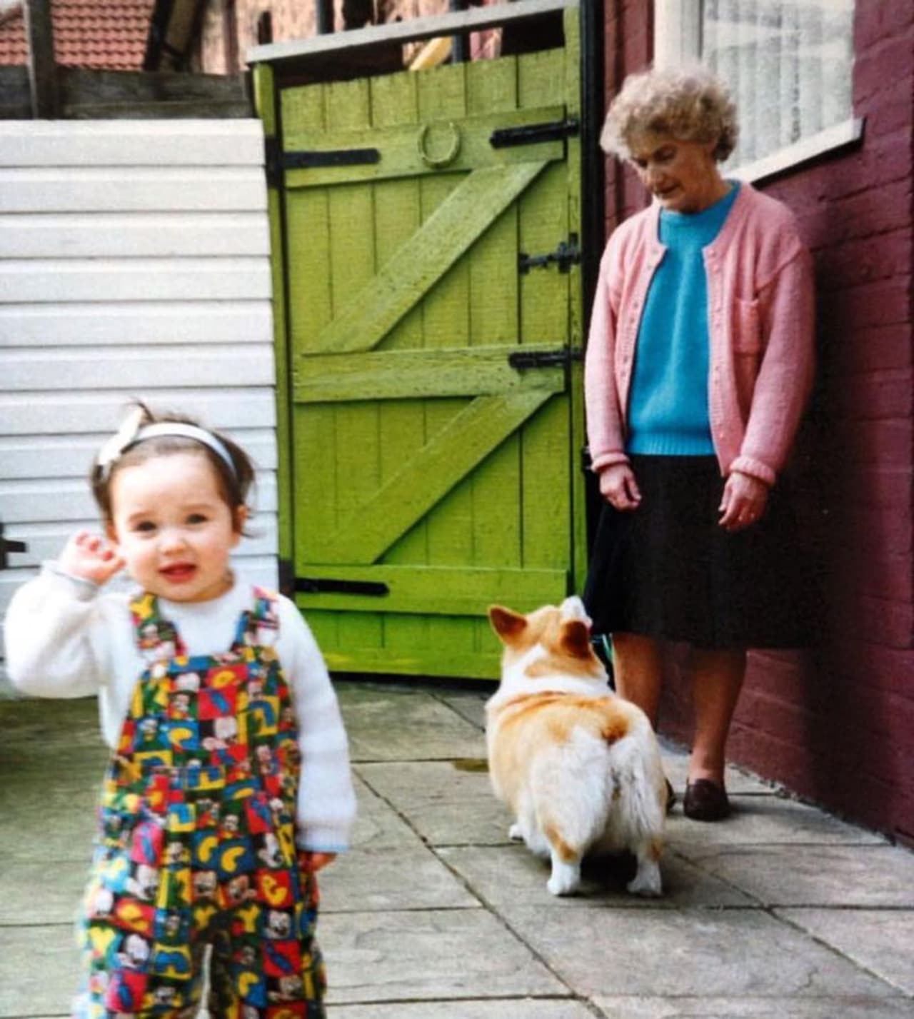 குட்டி சுட்டியாக எமி ஜாக்சன்