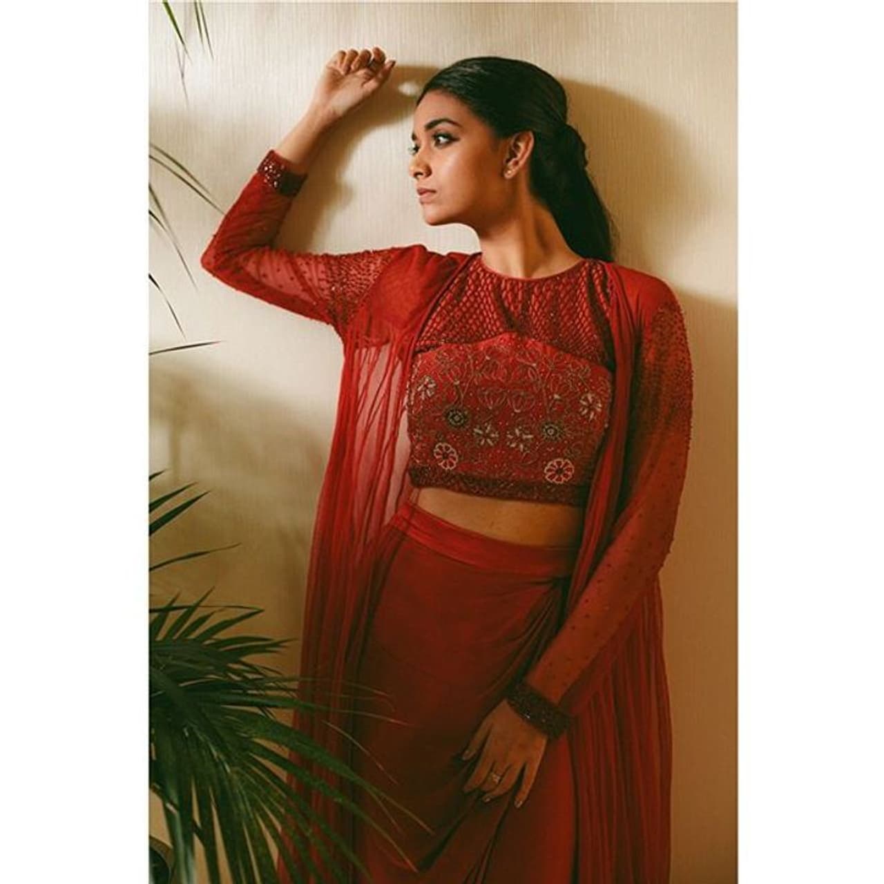 (Courtesy__Instagram) 'నేను శైలజ' సినిమాతో ప్రేక్షకుల ముందుకు వచ్చి మొదటి సినిమాతోనే సక్సెస్ అందుకున్న నటి కీర్తి సురేష్.