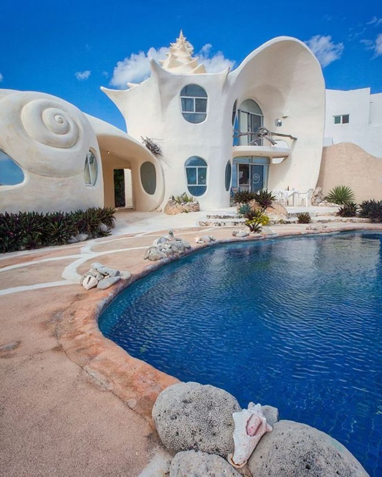 1. Seashell House ಸೀ ಶೆಲ್ ಹೌಸ್, ಈ ಮನೆ ಮೆಕ್ಸಿಕೋದಲ್ಲಿದೆ 1. Seashell House ಸೀ ಶೆಲ್ ಹೌಸ್, ಈ ಮನೆ ಮೆಕ್ಸಿಕೋದಲ್ಲಿದೆ