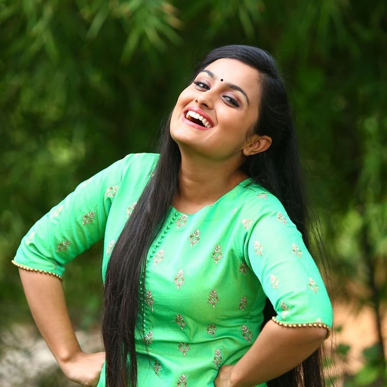 ಮಂಡ್ಯ ರಮೇಶ್ ಪುತ್ರಿ ದಿಶಾ ರಮೇಶ್. ಮಂಡ್ಯ ರಮೇಶ್ ಪುತ್ರಿ ದಿಶಾ ರಮೇಶ್.