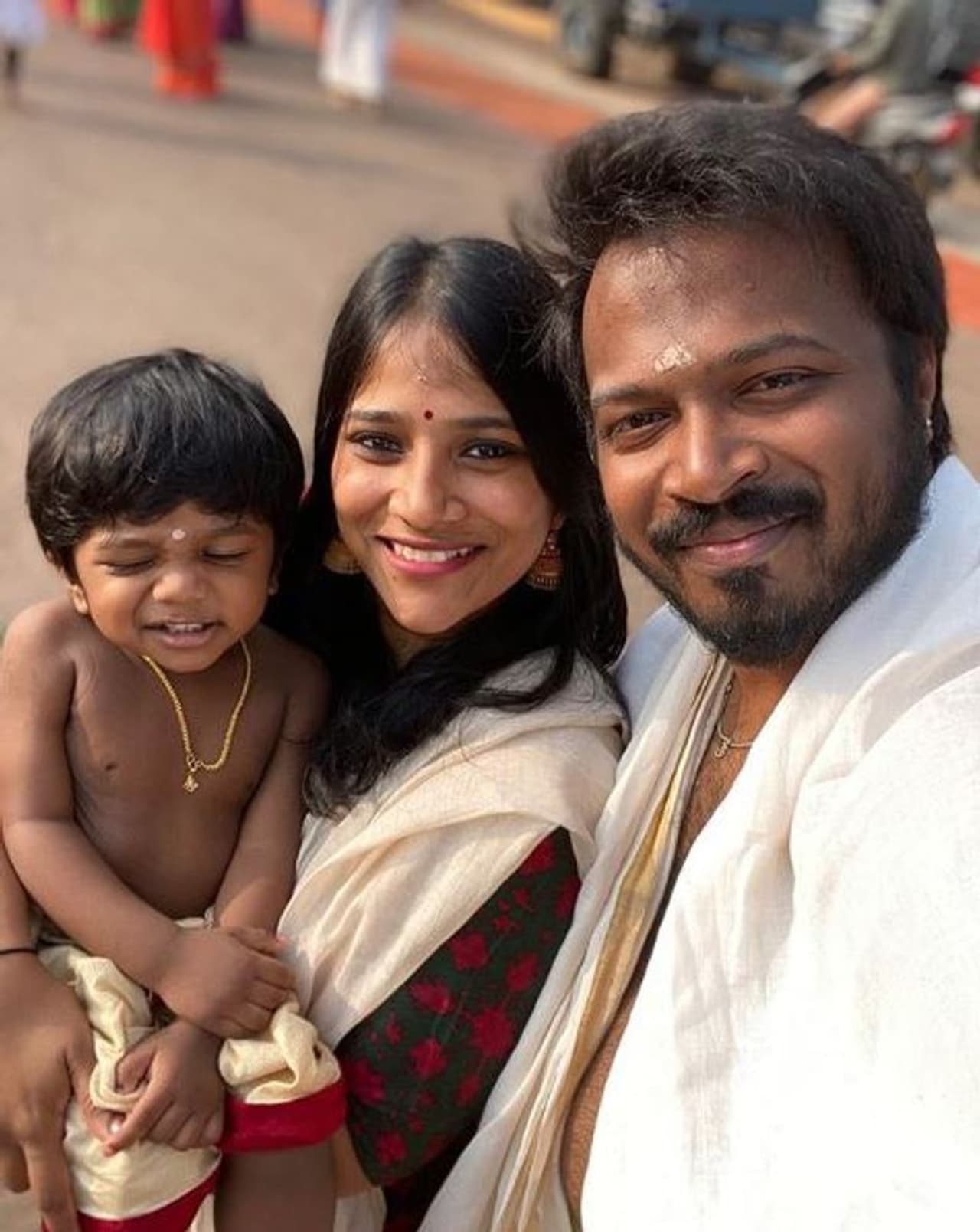 ಕನ್ನಡ ಚಿತ್ರರಂಗದ ನಿರ್ದೇಶಕ ಹಾಗೂ ರಂಗಭೂಮಿ ಕಲಾವಿದ ಪನ್ನಗ. ಕನ್ನಡ ಚಿತ್ರರಂಗದ ನಿರ್ದೇಶಕ ಹಾಗೂ ರಂಗಭೂಮಿ ಕಲಾವಿದ ಪನ್ನಗ.