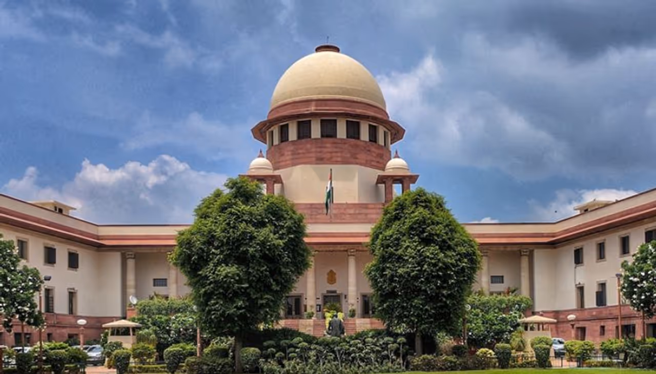 ಮಾಲಿನ್ಯ ತಗ್ಗಿಸಲು ಭಾರತದಲ್ಲಿನ ಎಲ್ಲಾ ವಾಹನ ತಯಾರಿಕಾ ಕಂಪನಿಗೆ ಸುಪ್ರೀಂ ಕೋರ್ಟ್ ಆದೇಶ ಮಾಲಿನ್ಯ ತಗ್ಗಿಸಲು ಭಾರತದಲ್ಲಿನ ಎಲ್ಲಾ ವಾಹನ ತಯಾರಿಕಾ ಕಂಪನಿಗೆ ಸುಪ್ರೀಂ ಕೋರ್ಟ್ ಆದೇಶ