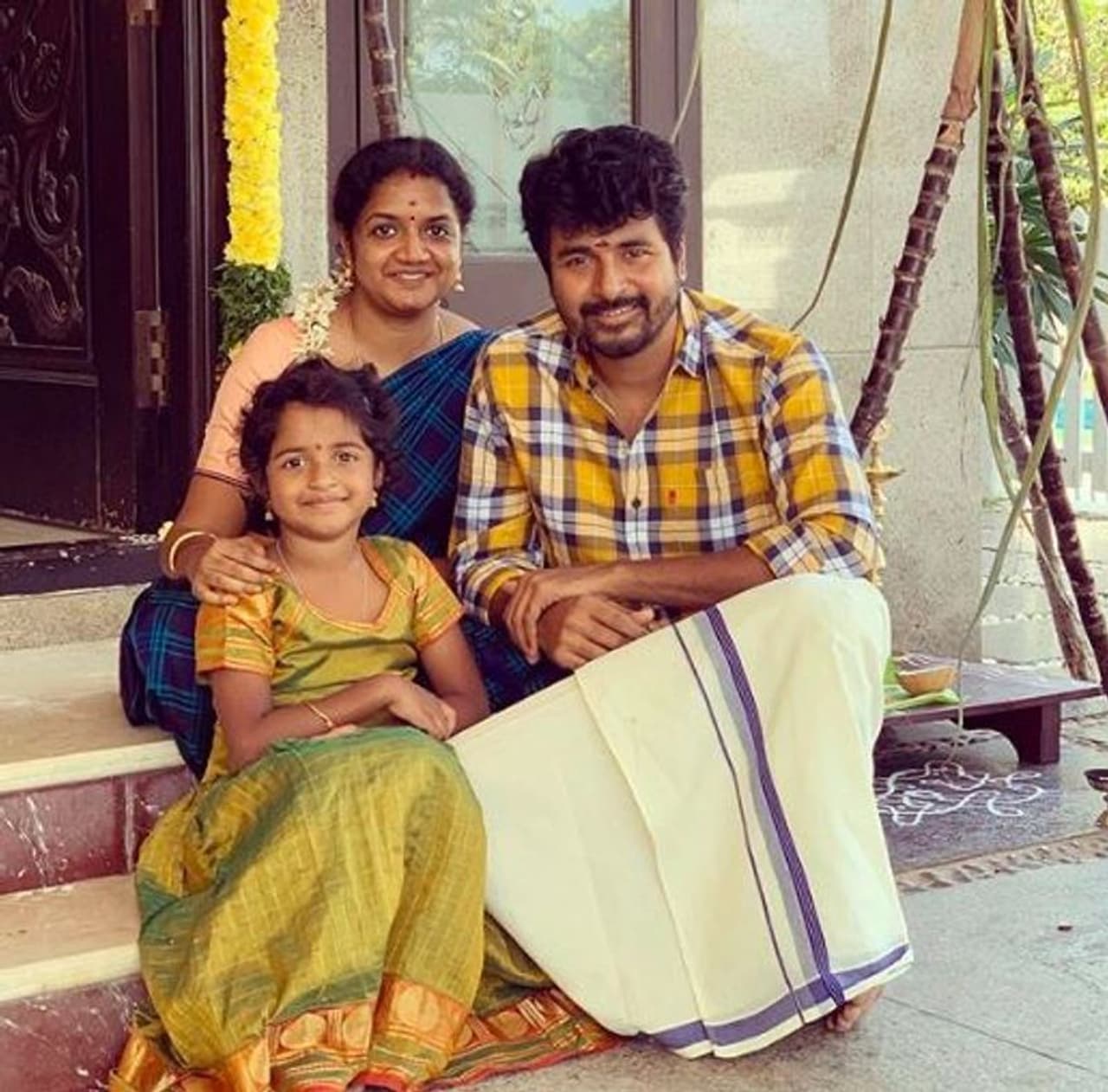 சிவகார்த்திகேயன் புகைப்படங்கள்: