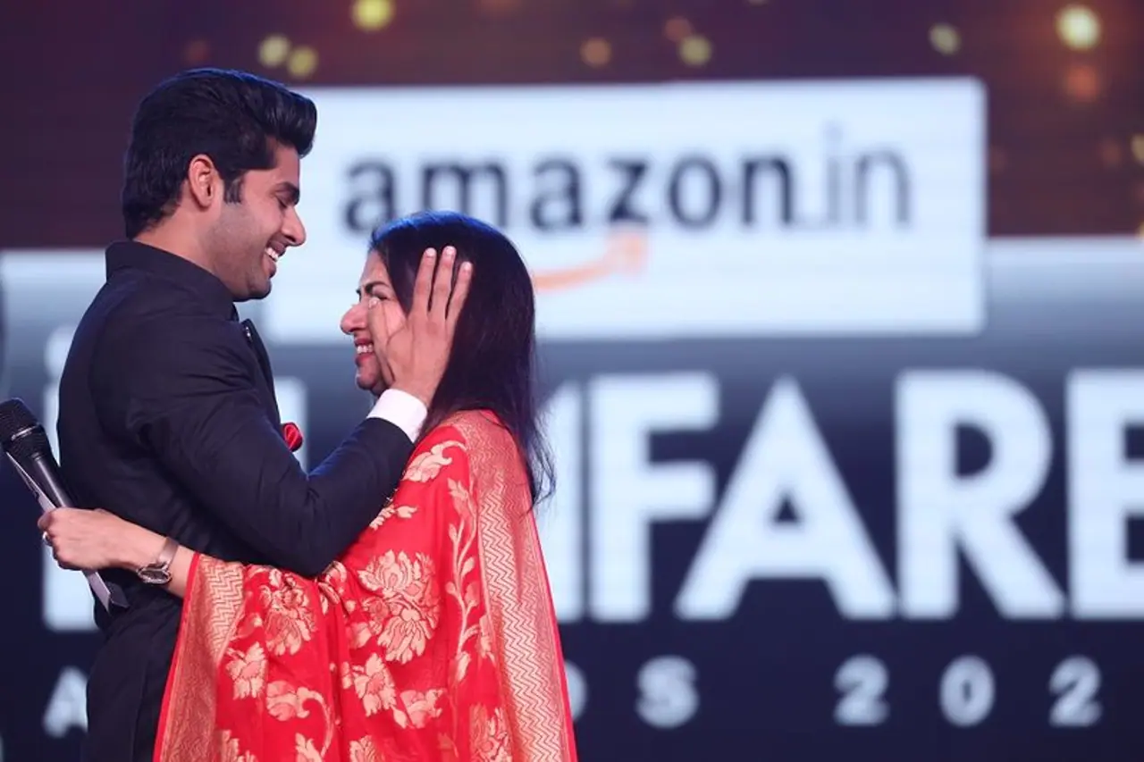 Ahbimanyu Dassani ಅತ್ಯುತ್ತಮ ಪಾದಾರ್ಪಣೆ ಪ್ರಶಸ್ತಿ Ahbimanyu Dassani ಅತ್ಯುತ್ತಮ ಪಾದಾರ್ಪಣೆ ಪ್ರಶಸ್ತಿ