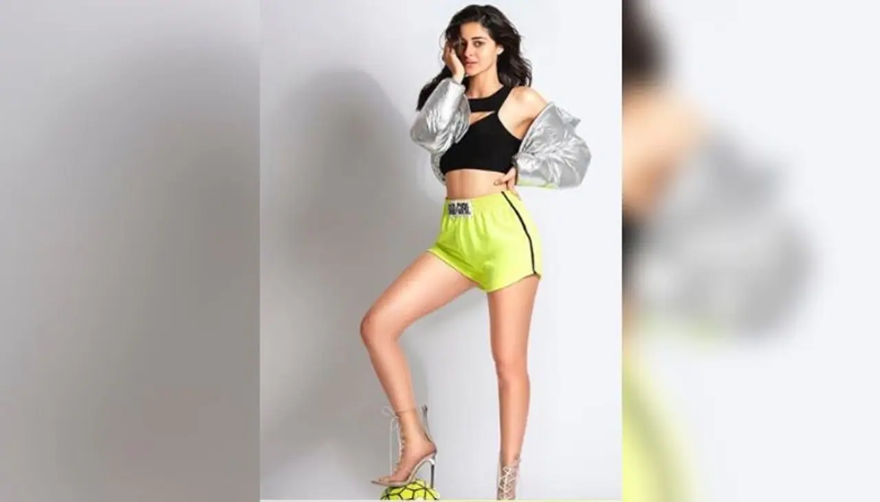 Filmfare's Best Debut Actress award Ananya Panday has now been signed opposite Telugu star Vijay Deverakonda Filmfare's Best Debut Actress award Ananya Panday has now been signed opposite Telugu star Vijay Deverakonda