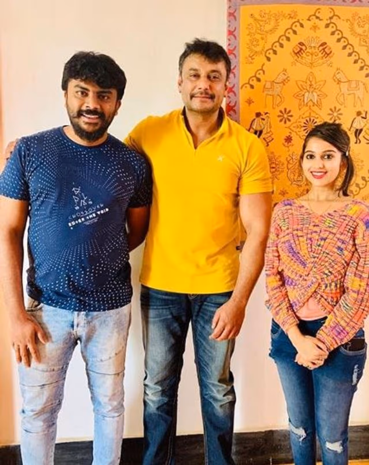 ದರ್ಶನ್ ಕುಟುಂಬ. ದರ್ಶನ್ ಕುಟುಂಬ.