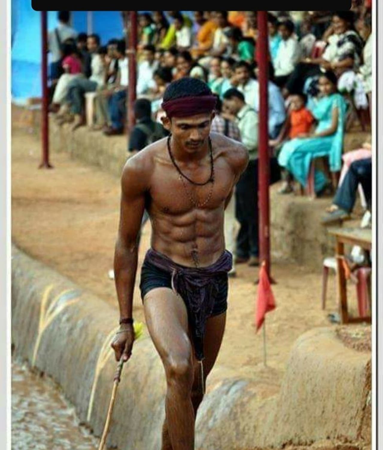 2019ರ ಫೆಬ್ರವರಿಯಲ್ಲಿ ಮಂಗಳೂರು ಸಮೀಪದ ಜೆಪ್ಪಿನಮೊಗರಿನಲ್ಲಿ ನಡೆದ ಜಯ ವಿಜಯ ಜೋಡುಕರೆ ಕಂಬಳದಲ್ಲಿ ಹಕ್ಕೇರಿ ಸುರೇಶ್ ಶೆಟ್ಟಿ ಅವರು ಬೋಳಾರಗುತ್ತು ಜಗದೀಶ್ ಶೆಟ್ಟಿ ಅವರ ಕಾಲ ಮತ್ತು ದೋನಿ ಹೆಸರಿನ ಕೋಣಗಳನ್ನು ಶರವೇಗದಲ್ಲಿ ಓಡಿಸಿ ವೇಗದ ದಾಖಲೆ ಸ್ಥಾಪಿಸಿದ್ದರು.