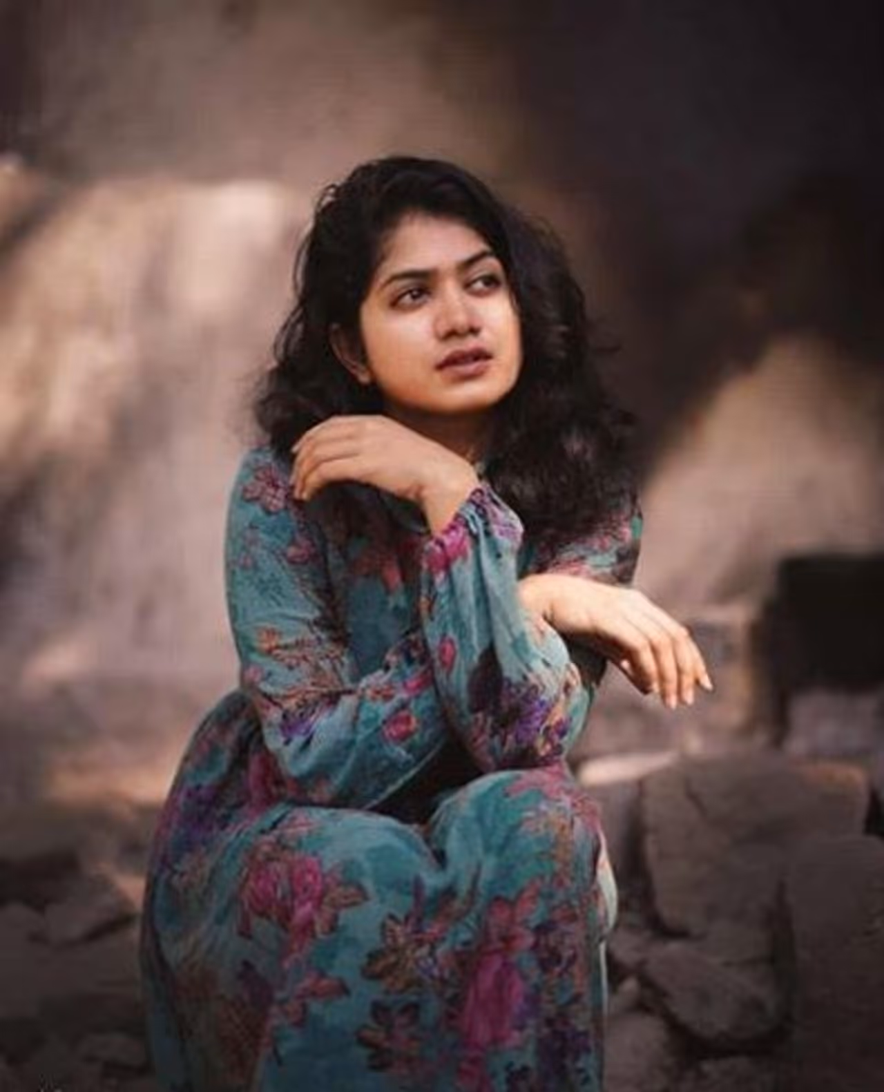 2016ರಲ್ಲಿ 'Anandam' ಚಿತ್ರದ ಮೂಲಕ ಮಾಲಿವುಡ್ಗೆ ಕಾಲಿಟ್ಟರು. 2016ರಲ್ಲಿ 'Anandam' ಚಿತ್ರದ ಮೂಲಕ ಮಾಲಿವುಡ್ಗೆ ಕಾಲಿಟ್ಟರು.