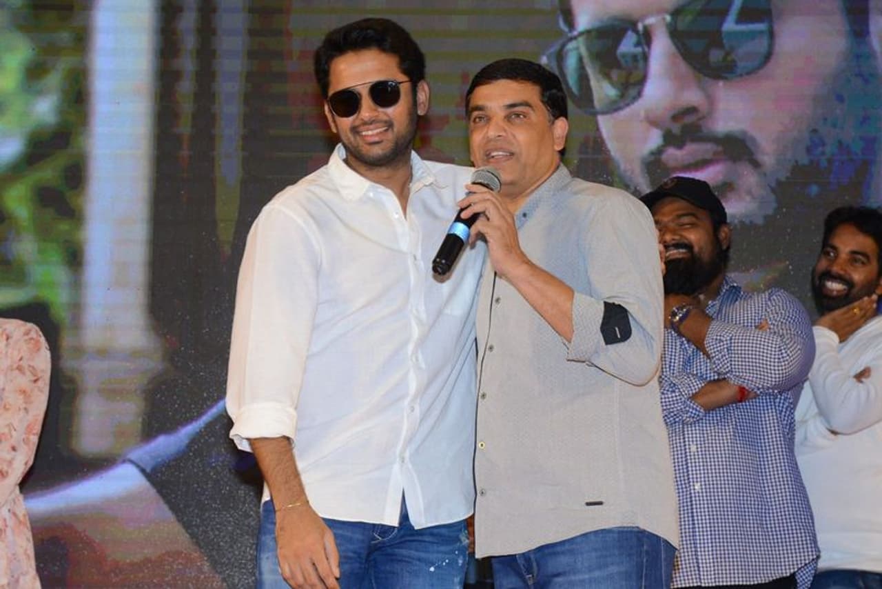 కమర్షియల్ ఎంటర్టైనర్ గా తెరకెక్కిన భీష్మ చిత్రం థియేటర్స్ లో నవ్వులు పూయిస్తోంది. కమర్షియల్ ఎంటర్టైనర్ గా తెరకెక్కిన భీష్మ చిత్రం థియేటర్స్ లో నవ్వులు పూయిస్తోంది.