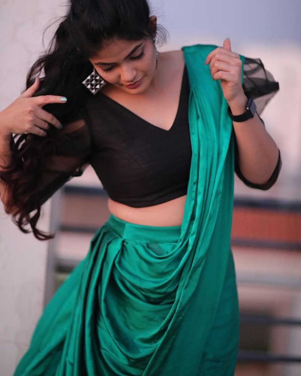 (Photo Courtesy__Instagram) 'ప్రయాణం' సినిమాలో హీరోయిన్ ఫ్రెండ్ క్యారెక్టర్ లో నటించి టాలీవుడ్ కి పరిచయమైంది నటి కల్పికా గణేష్. (Photo Courtesy__Instagram) 'ప్రయాణం' సినిమాలో హీరోయిన్ ఫ్రెండ్ క్యారెక్టర్ లో నటించి టాలీవుడ్ కి పరిచయమైంది నటి కల్పికా గణేష్.