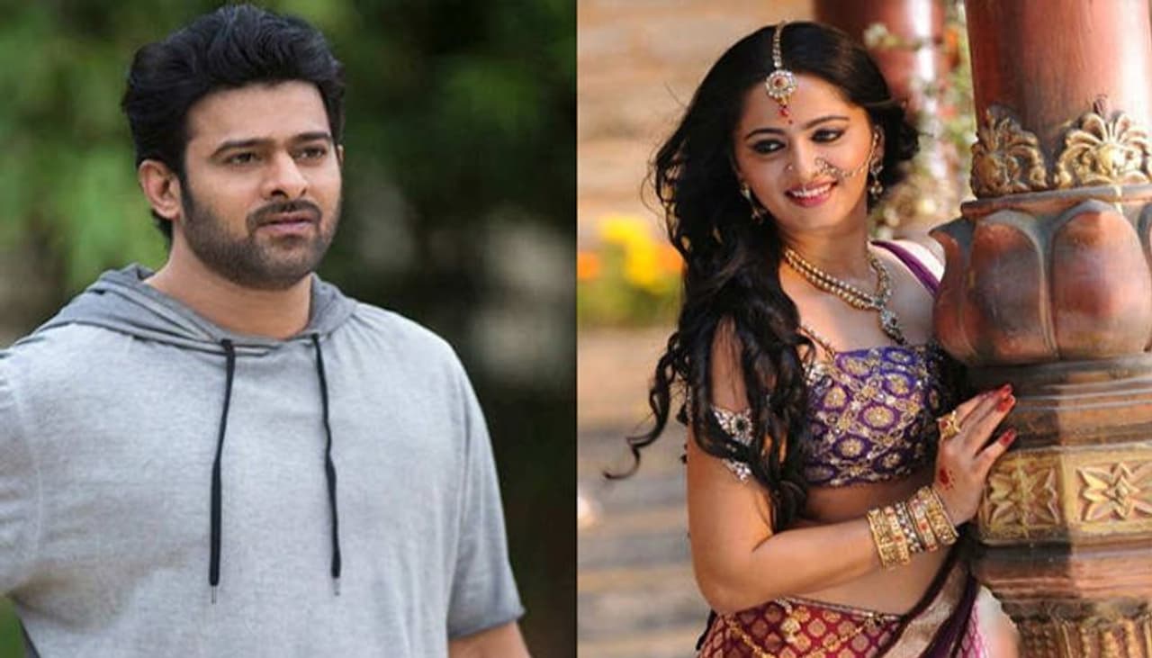 ಜಡ್ಜ್ ಮೆಂಟಲ್ ಹೈ ಕ್ಯಾ ಚಿತ್ರದ ನಿರ್ದೇಶಕ ಪ್ರಕಾಶ್ ಕೊವೆಲಮುಡಿ ಅವರನ್ನು ಸ್ವೀಟಿ ಮದುವೆಯಾಗಲಿದ್ದಾರೆ. ಜಡ್ಜ್ ಮೆಂಟಲ್ ಹೈ ಕ್ಯಾ ಚಿತ್ರದ ನಿರ್ದೇಶಕ ಪ್ರಕಾಶ್ ಕೊವೆಲಮುಡಿ ಅವರನ್ನು ಸ್ವೀಟಿ ಮದುವೆಯಾಗಲಿದ್ದಾರೆ.