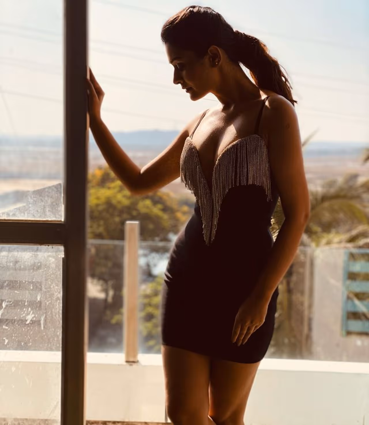 (Courtesy: Instagram) ఆర్ఎక్స్ 100 చిత్రం పాయల్ రాజ్ పుత్ కు ఫస్ట్ మూవీ. అయినా కూడా పాయల్ రాజ్ పుత్ ఏమాత్రం బెదురులేకుండా అందాలు ఆరబోసింది. బోల్డ్ రోల్ లో నటించి మెప్పించింది. (Courtesy: Instagram) ఆర్ఎక్స్ 100 చిత్రం పాయల్ రాజ్ పుత్ కు ఫస్ట్ మూవీ. అయినా కూడా పాయల్ రాజ్ పుత్ ఏమాత్రం బెదురులేకుండా అందాలు ఆరబోసింది. బోల్డ్ రోల్ లో నటించి మెప్పించింది.