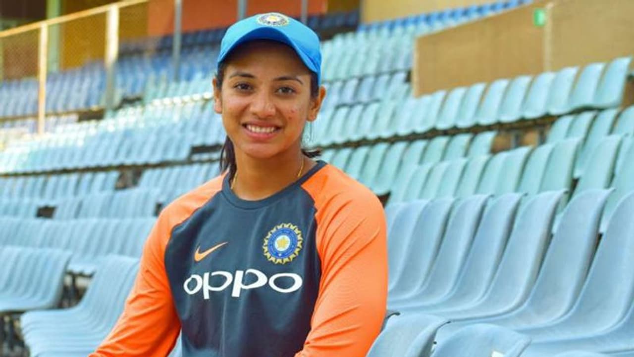 ಅದ್ಭುತ ಬ್ಯಾಟಿಂಗ್ ಪ್ರದರ್ಶನದ ಮೂಲಕ ಗಮನಸೆಳೆದಿರುವ ಭಾರತ ಮಹಿಳಾ ತಂಡದ ಆಟಗಾರ್ತಿ ಸ್ಮೃತಿ ಮಂಧನಾ ಅದ್ಭುತ ಬ್ಯಾಟಿಂಗ್ ಪ್ರದರ್ಶನದ ಮೂಲಕ ಗಮನಸೆಳೆದಿರುವ ಭಾರತ ಮಹಿಳಾ ತಂಡದ ಆಟಗಾರ್ತಿ ಸ್ಮೃತಿ ಮಂಧನಾ