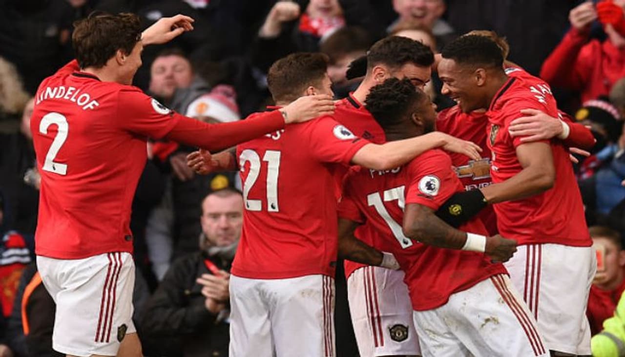 <p>As a part of the traditional Boxing Day fixtures, the English Premier League (EPL) would enter Matchday 15 on Saturday. The week will be headlined by two blockbuster matches, with Liverpool to remain league leaders, for now. Meanwhile, we present the matchday preview, considering some of the top matches for the week.</p> <p>As a part of the traditional Boxing Day fixtures, the English Premier League (EPL) would enter Matchday 15 on Saturday. The week will be headlined by two blockbuster matches, with Liverpool to remain league leaders, for now. Meanwhile, we present the matchday preview, considering some of the top matches for the week.</p>