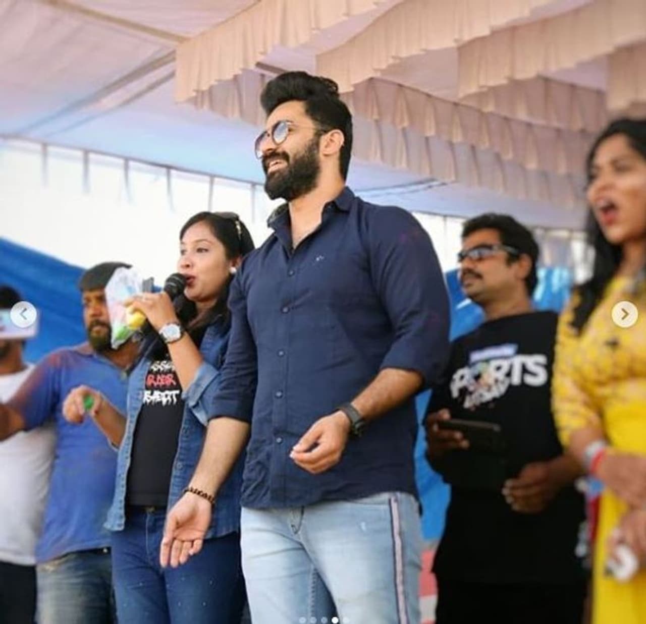 ಮೇಘಾ ಶೆಟ್ಟಿ ಮತ್ತು ಶೈನ್ ಶೆಟ್ಟಿ ಒಂದೇ ವೇದಿಕೆಯಲ್ಲಿ. ಮೇಘಾ ಶೆಟ್ಟಿ ಮತ್ತು ಶೈನ್ ಶೆಟ್ಟಿ ಒಂದೇ ವೇದಿಕೆಯಲ್ಲಿ.