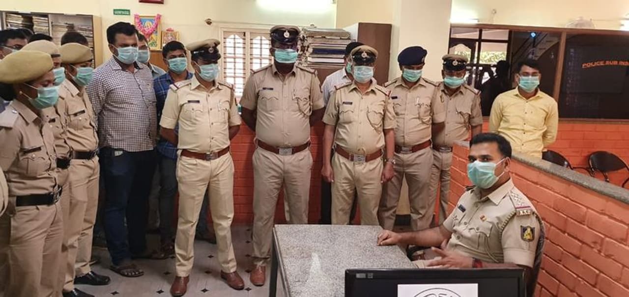 ಕೊರೋನಾ ವೈರಸ್ ಬಗ್ಗೆ ಪೊಲೀಸ್ ಇಲಾಖೆ ಜಾಗೃತಿ