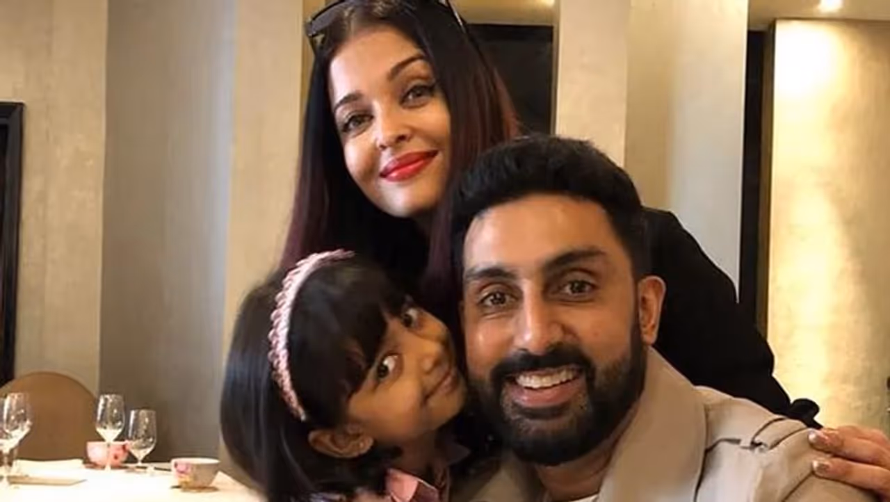 Bollywood's 'it' jodi Abhishek Bachchan and Aishwarya Rai are one of the most talked about couples and many love their chemistry on screen/off screen. Bollywood's 'it' jodi Abhishek Bachchan and Aishwarya Rai are one of the most talked about couples and many love their chemistry on screen/off screen.