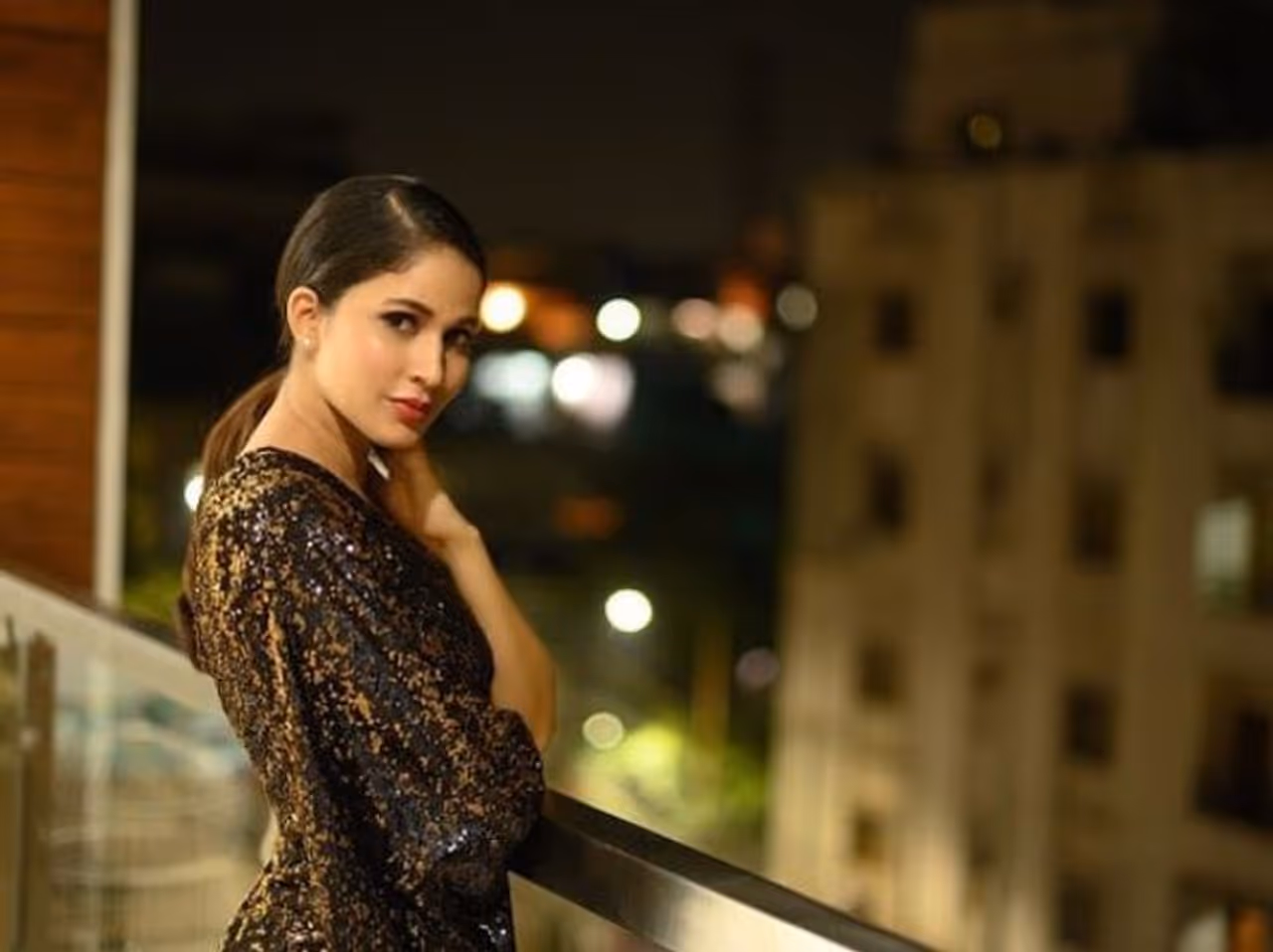 ಟಾಲಿವುಡ್ ಕಾಲಿವುಡ್ ಚಿತ್ರರಂಗದ ಸುಂದರಿ ಲಾವಣ್ಯ ತ್ರಿಪಾಠಿ ಟಾಲಿವುಡ್ ಕಾಲಿವುಡ್ ಚಿತ್ರರಂಗದ ಸುಂದರಿ ಲಾವಣ್ಯ ತ್ರಿಪಾಠಿ