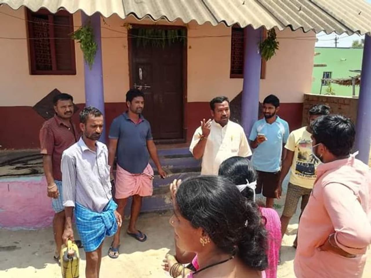 With the number of cases surging past 600 in India, youth in Karnataka are taking steps to curb the spread of the deadly coronavirus.