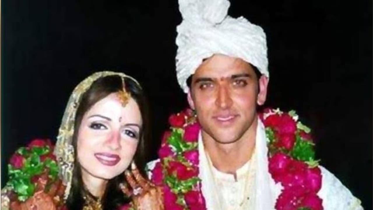 <p>ಬಾಲಿವುಡ್‌ ನಟ ಹೃತಿಕ್‌ ರೋಷನ್‌ ಹಾಗೂ ಸುಸೇನ್‌ ಖಾನ್‌ 2000ರಲ್ಲಿ ಮದುವೆಯಾಗಿದ್ದರು.&nbsp;</p>