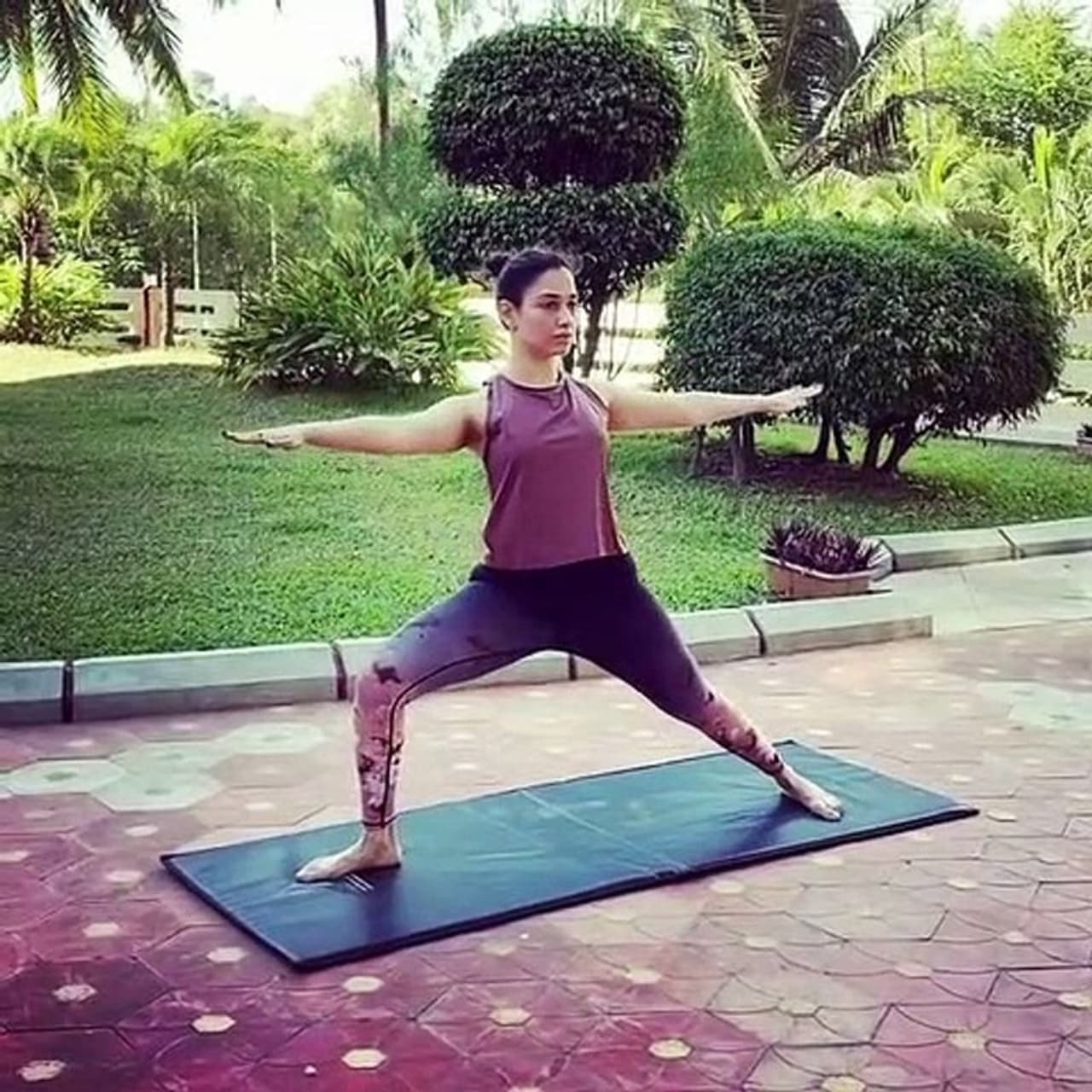 (Photo Credit : Instagram) తమన్నాభాటియా (Photo Credit : Instagram) తమన్నాభాటియా